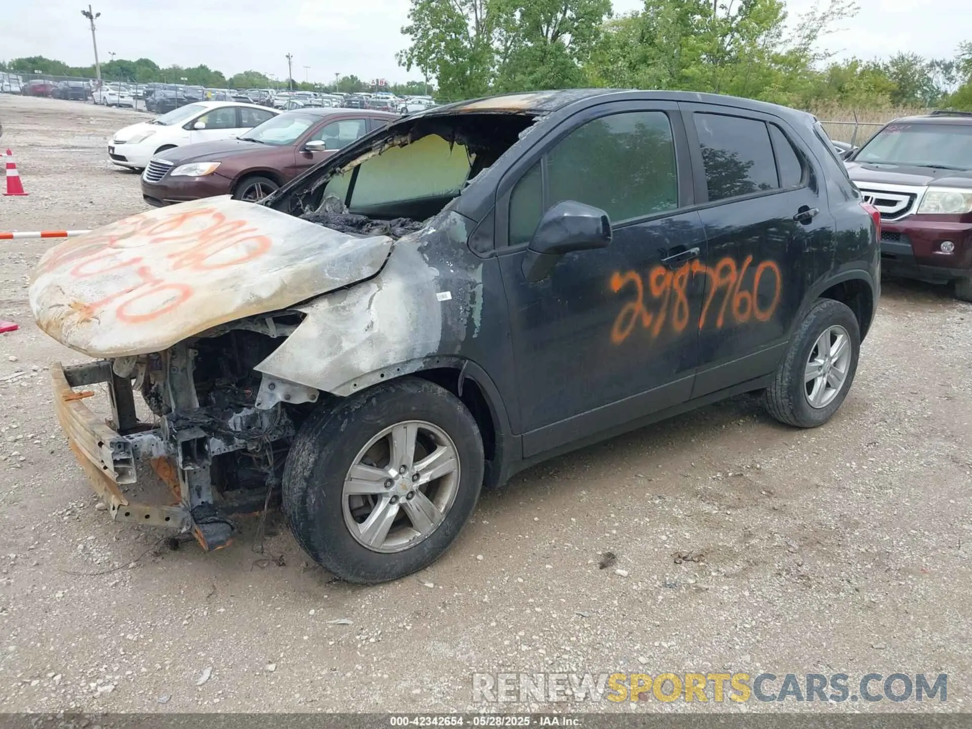 2 Photograph of a damaged car KL7CJKSB3MB313295 CHEVROLET TRAX 2021