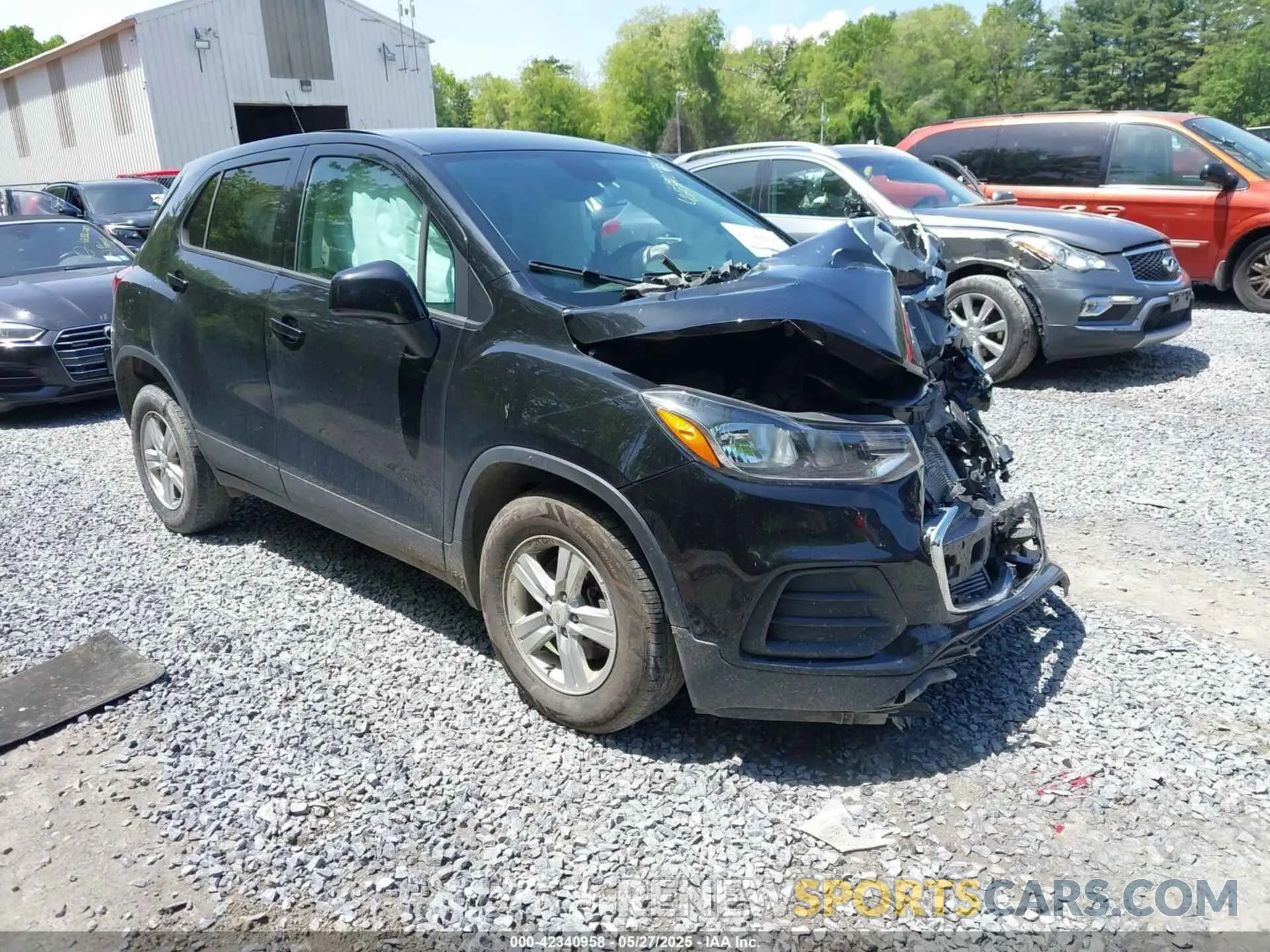 1 Photograph of a damaged car KL7CJKSB4MB302421 CHEVROLET TRAX 2021