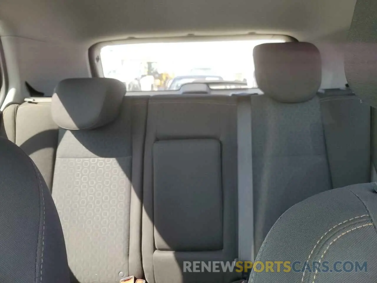 10 Photograph of a damaged car KL7CJKSB4MB312897 CHEVROLET TRAX 2021