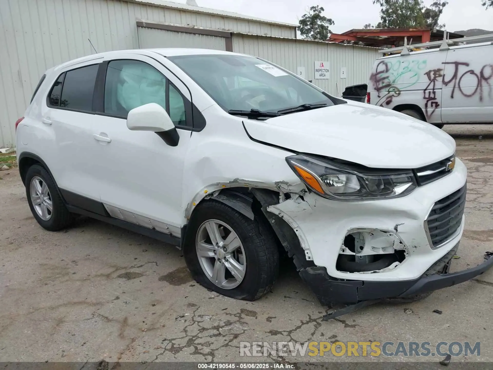 1 Photograph of a damaged car KL7CJKSB4MB320840 CHEVROLET TRAX 2021