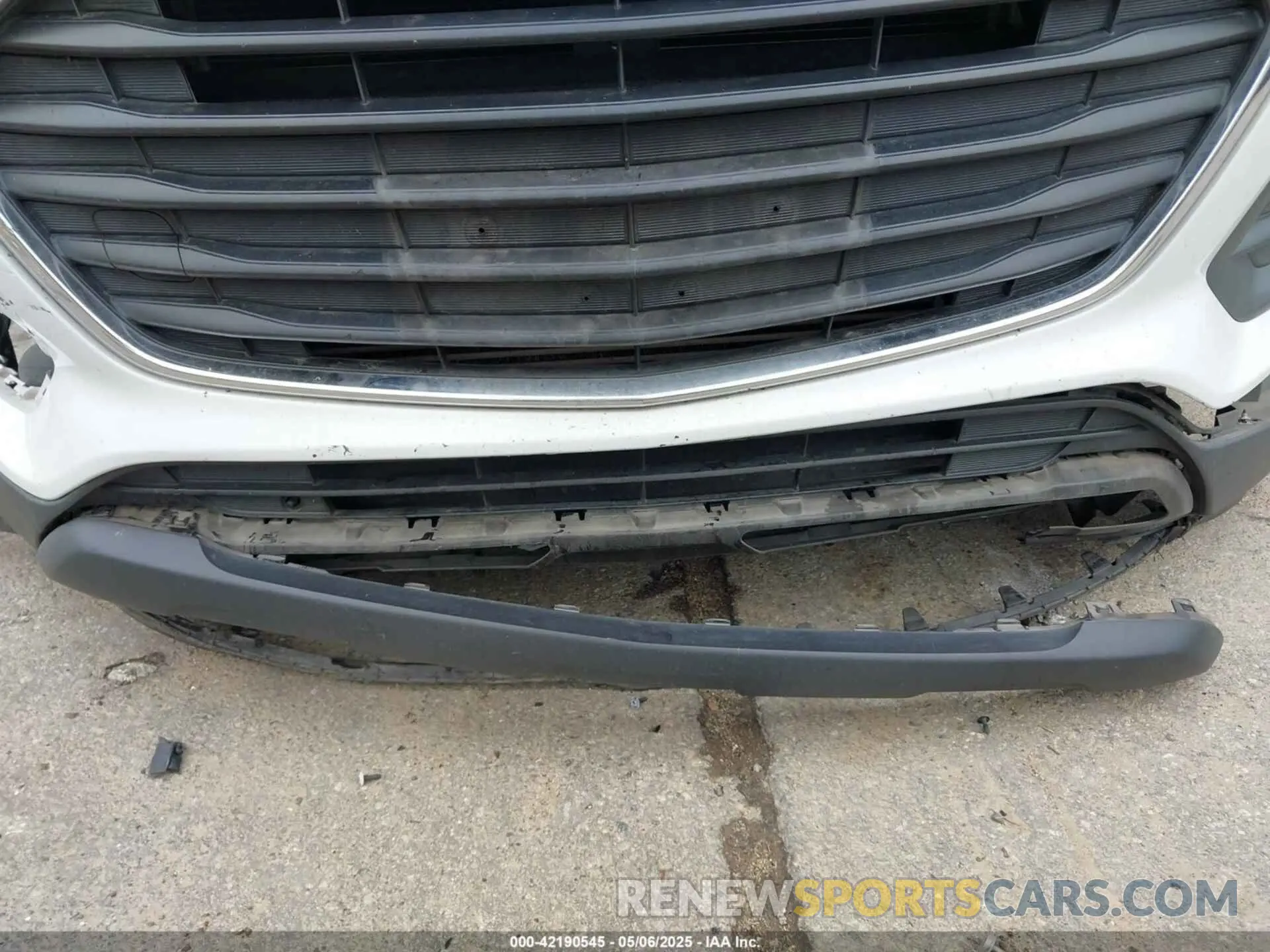 17 Photograph of a damaged car KL7CJKSB4MB320840 CHEVROLET TRAX 2021