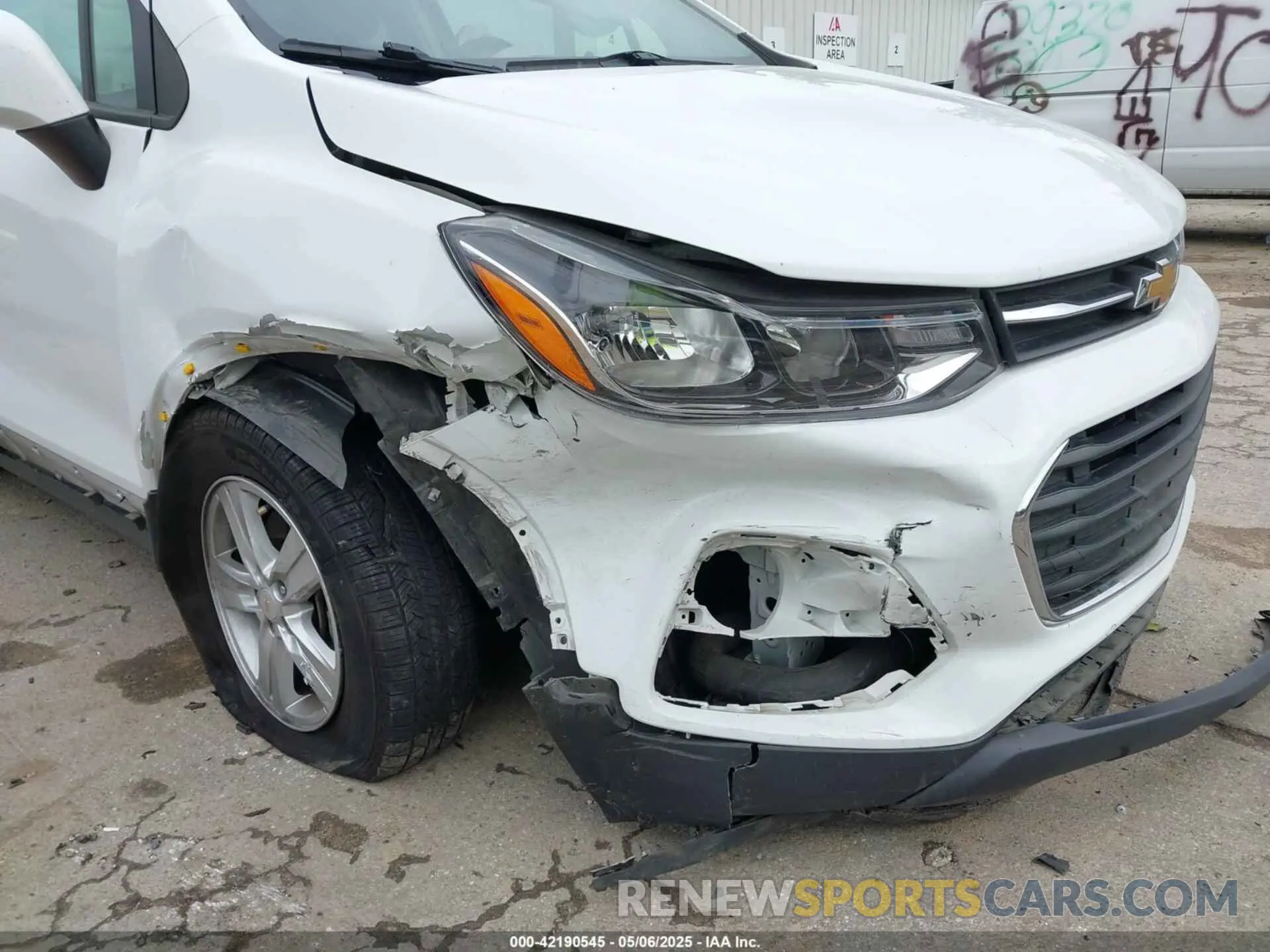 6 Photograph of a damaged car KL7CJKSB4MB320840 CHEVROLET TRAX 2021