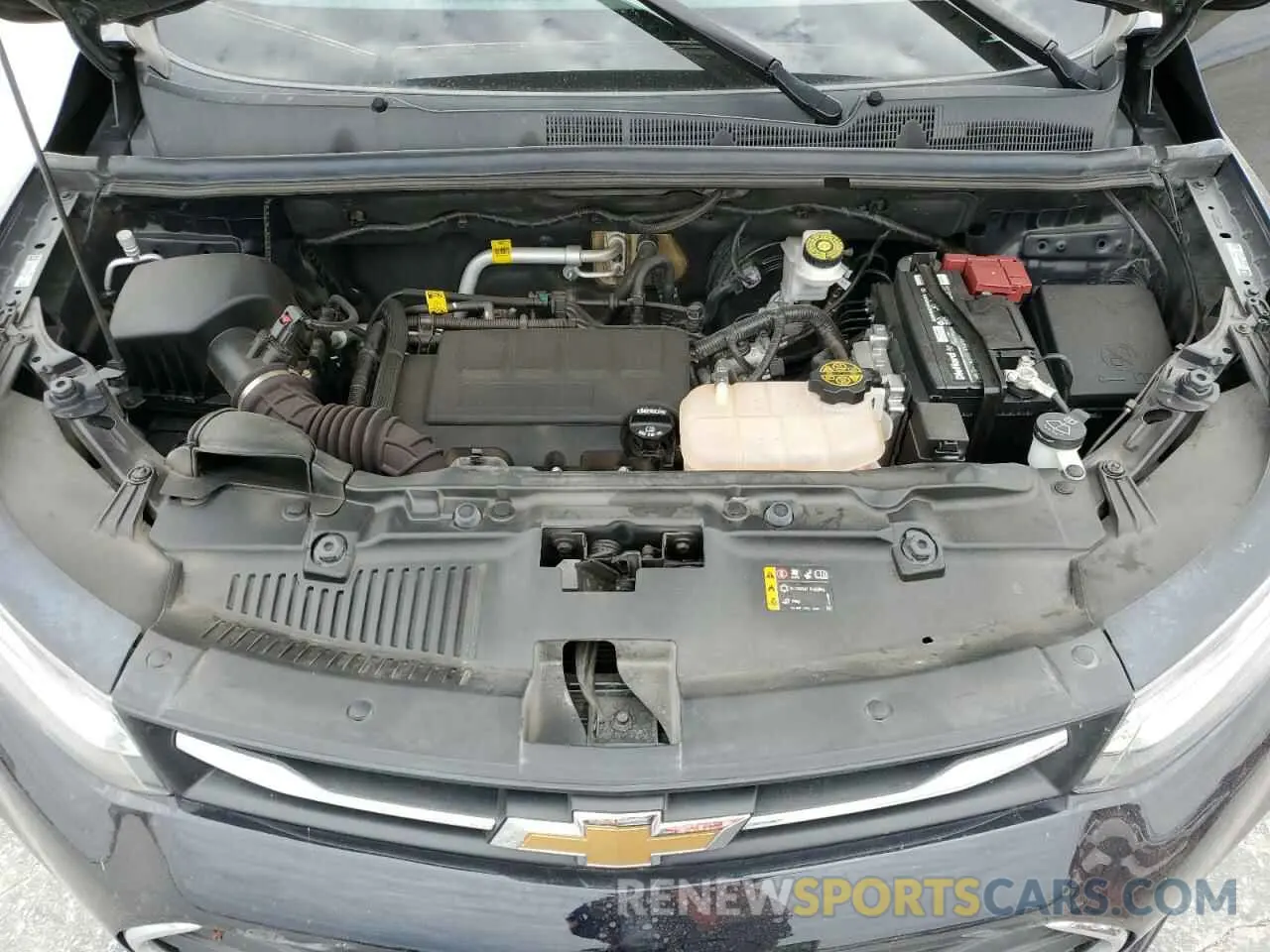 12 Photograph of a damaged car KL7CJKSB4MB339128 CHEVROLET TRAX 2021