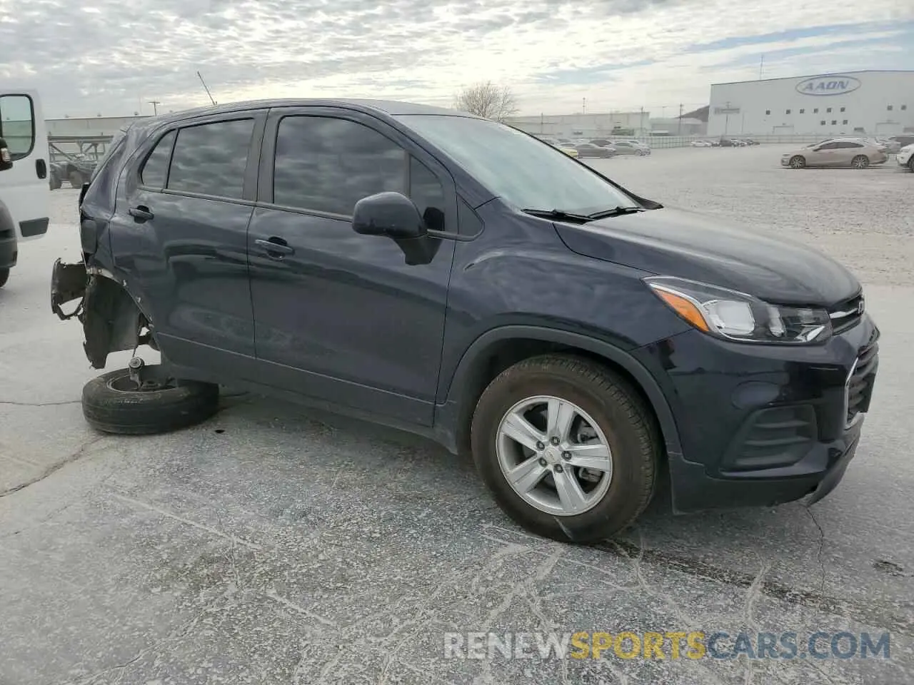4 Photograph of a damaged car KL7CJKSB4MB339128 CHEVROLET TRAX 2021