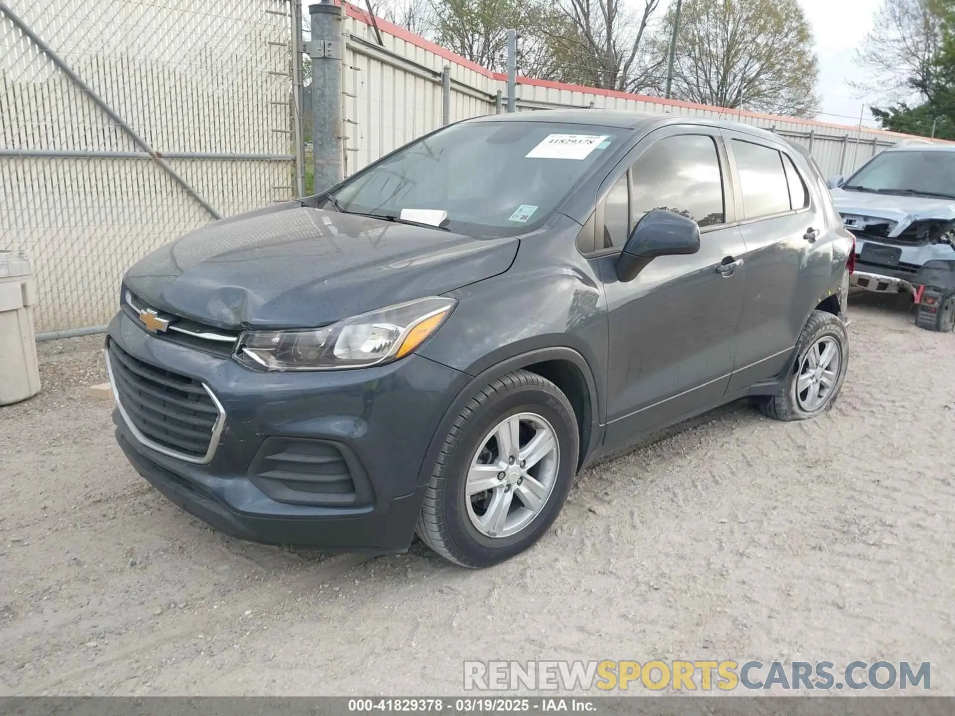 2 Photograph of a damaged car KL7CJKSB5MB307997 CHEVROLET TRAX 2021