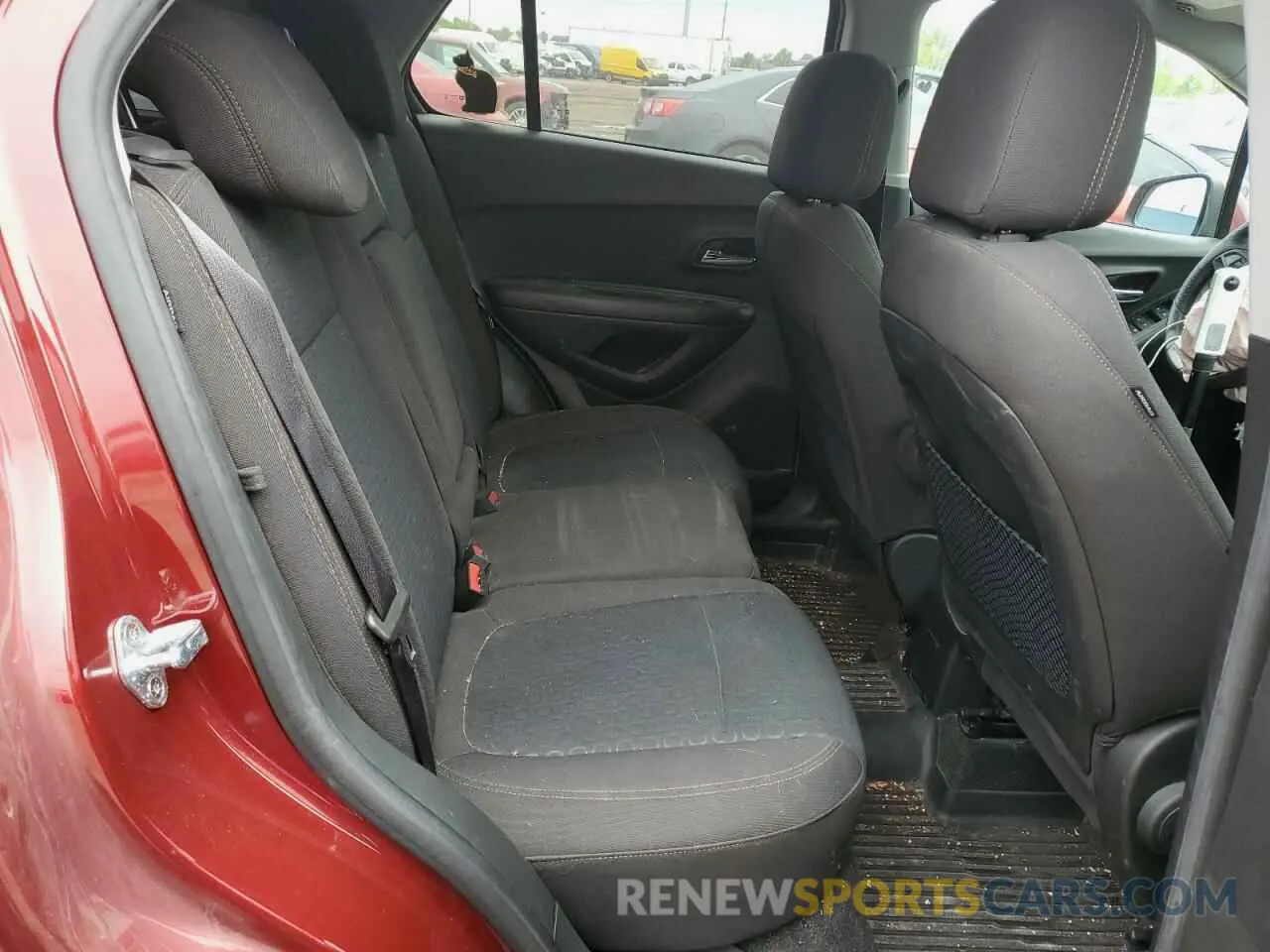 10 Photograph of a damaged car KL7CJKSB5MB327988 CHEVROLET TRAX 2021