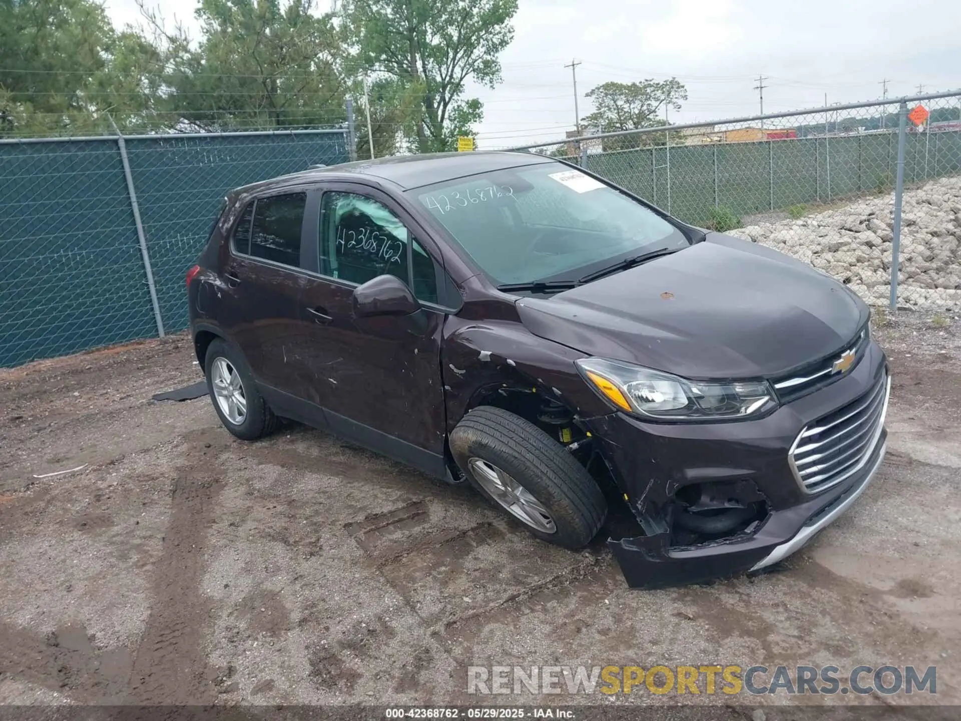 1 Photograph of a damaged car KL7CJKSB5MB332060 CHEVROLET TRAX 2021