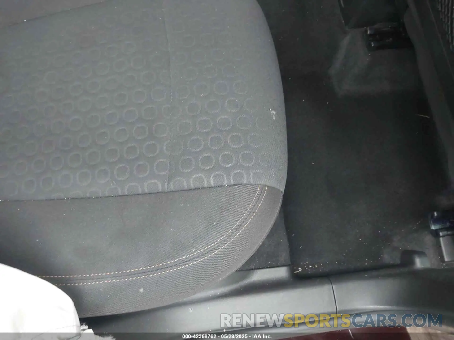 8 Photograph of a damaged car KL7CJKSB5MB332060 CHEVROLET TRAX 2021