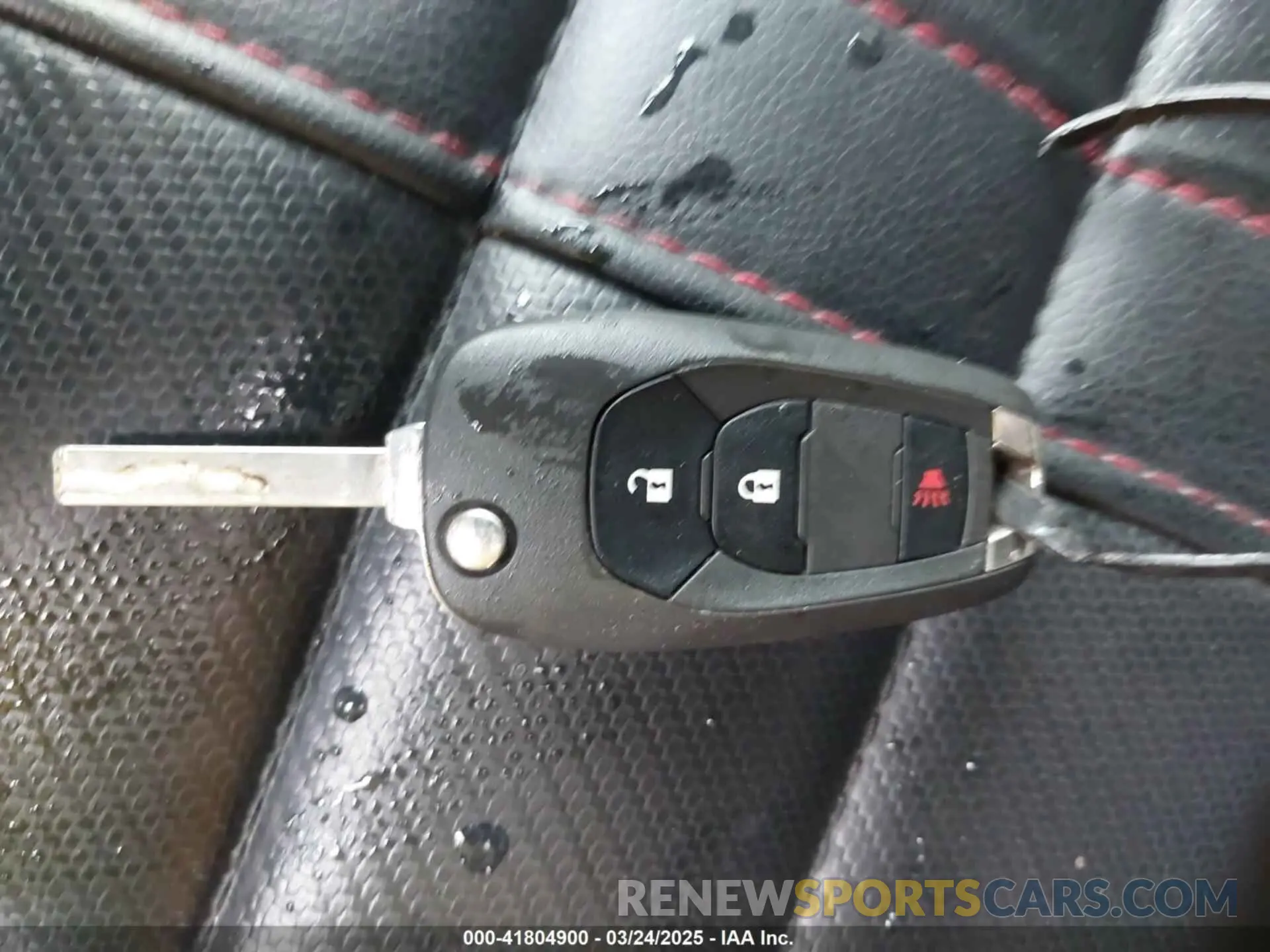 11 Photograph of a damaged car KL7CJKSB6MB312108 CHEVROLET TRAX 2021
