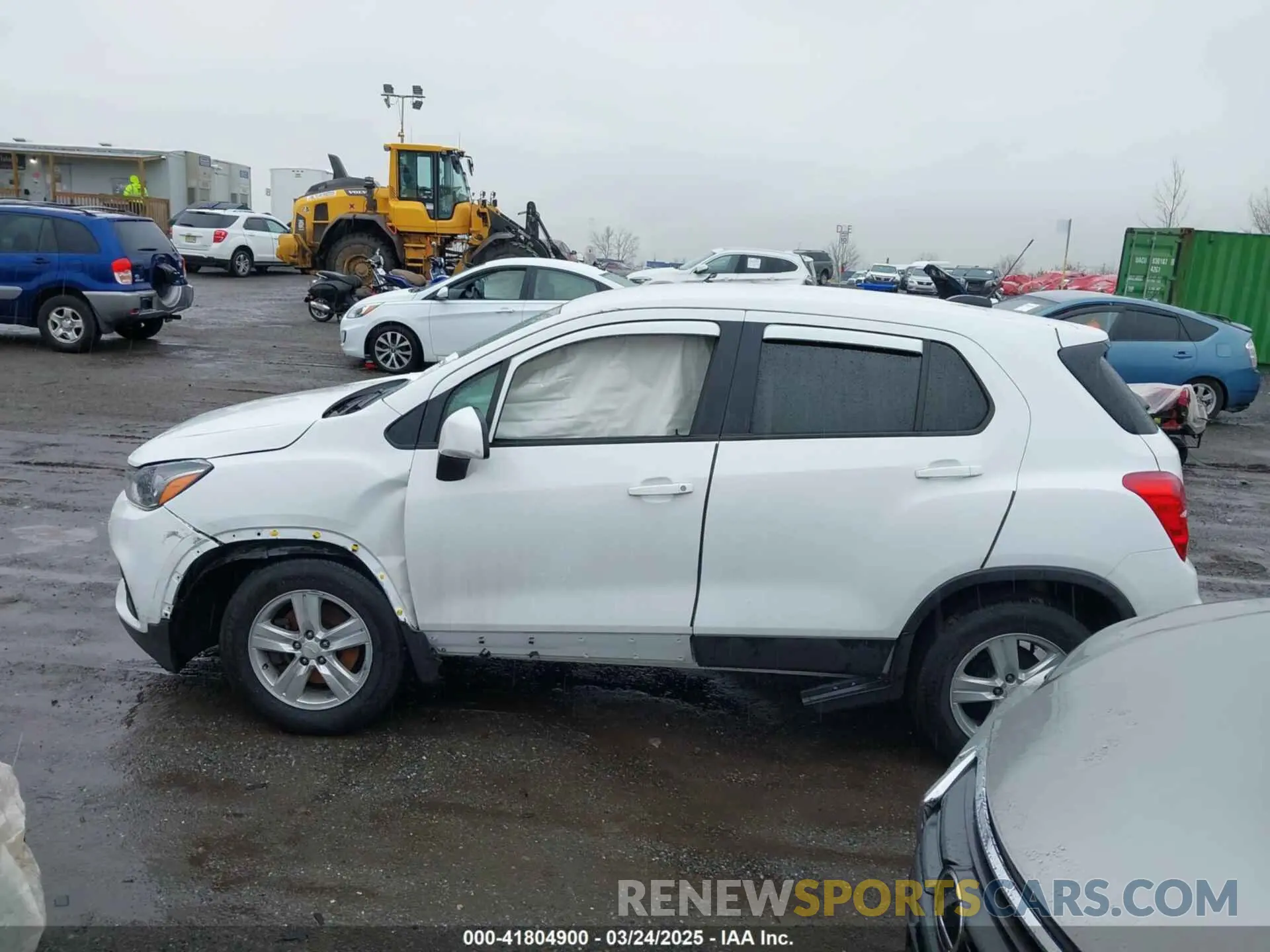 14 Photograph of a damaged car KL7CJKSB6MB312108 CHEVROLET TRAX 2021