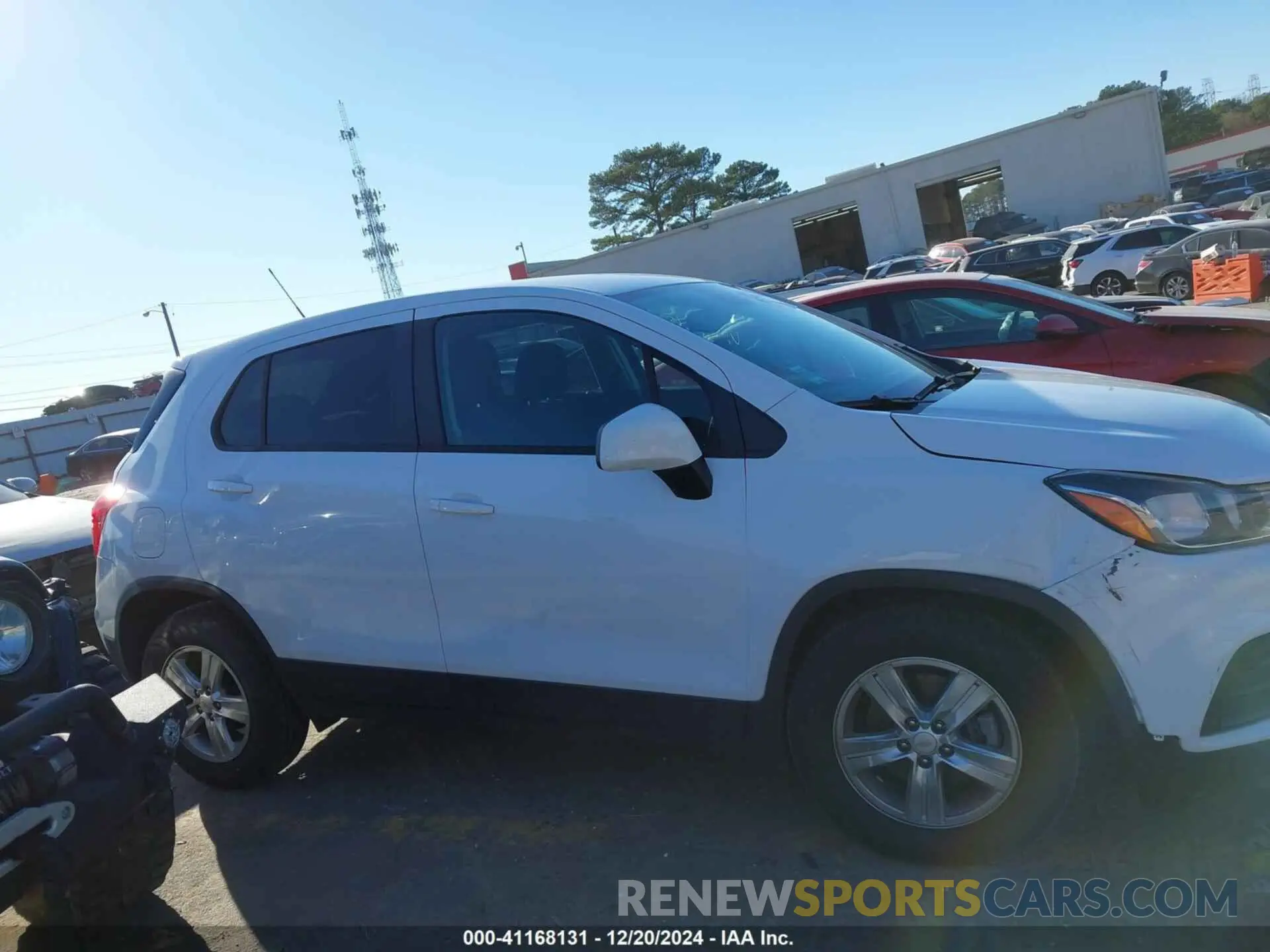 13 Photograph of a damaged car KL7CJKSB6MB341057 CHEVROLET TRAX 2021