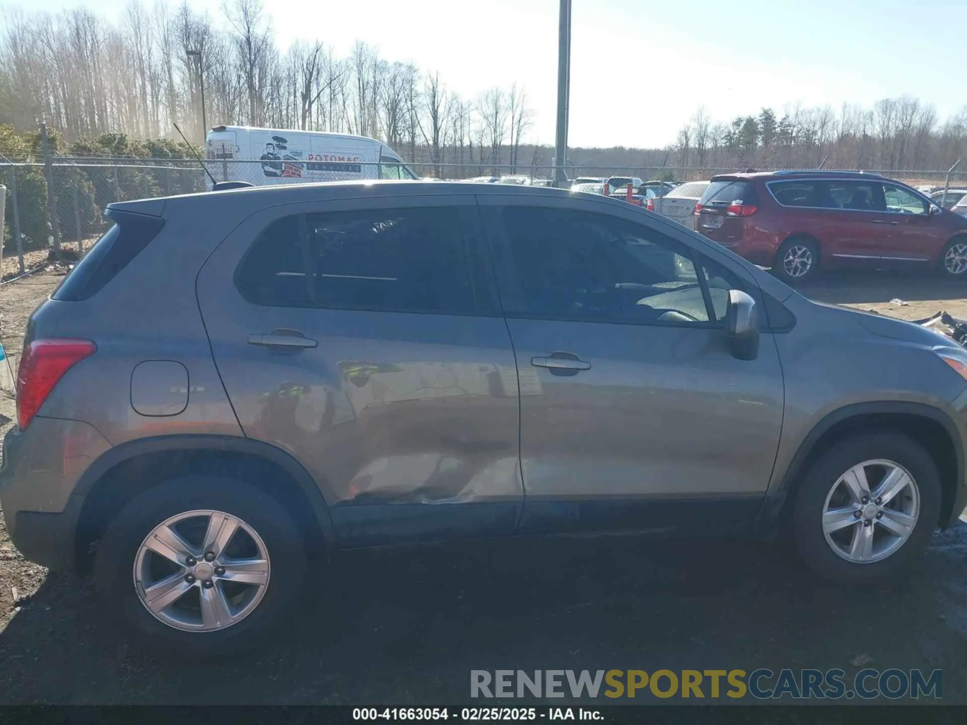 12 Photograph of a damaged car KL7CJKSB7MB306172 CHEVROLET TRAX 2021