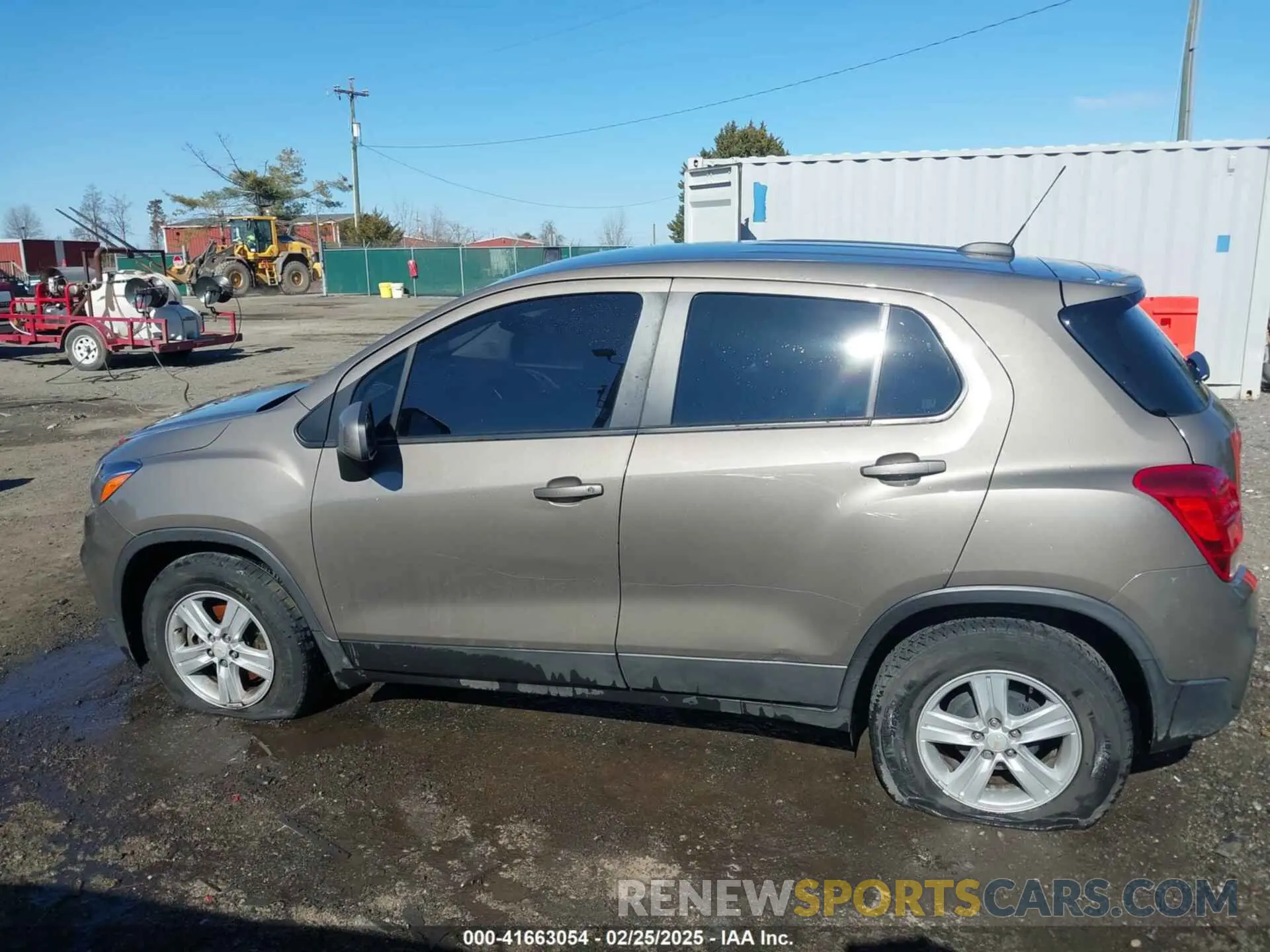 13 Photograph of a damaged car KL7CJKSB7MB306172 CHEVROLET TRAX 2021