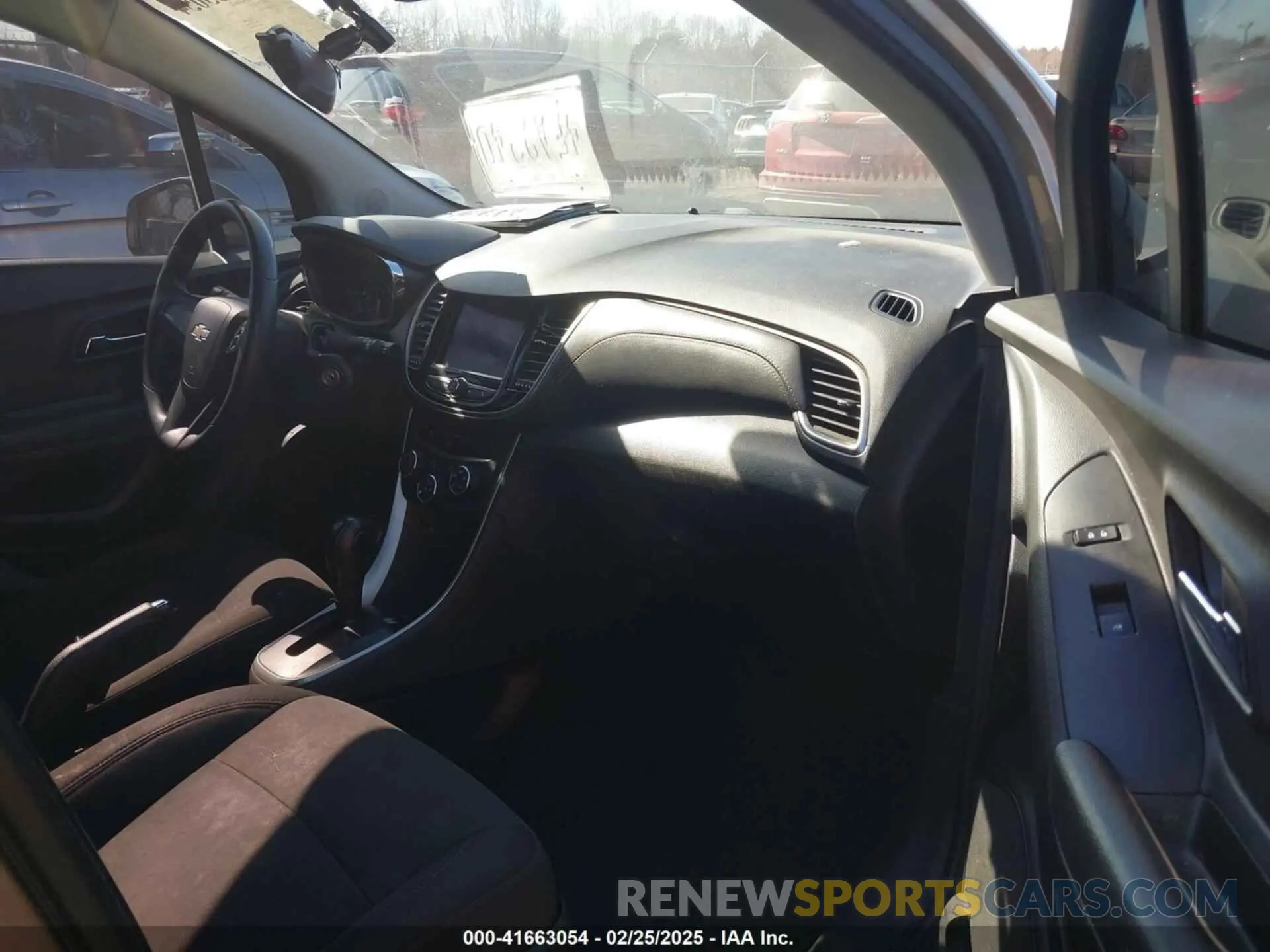 5 Photograph of a damaged car KL7CJKSB7MB306172 CHEVROLET TRAX 2021