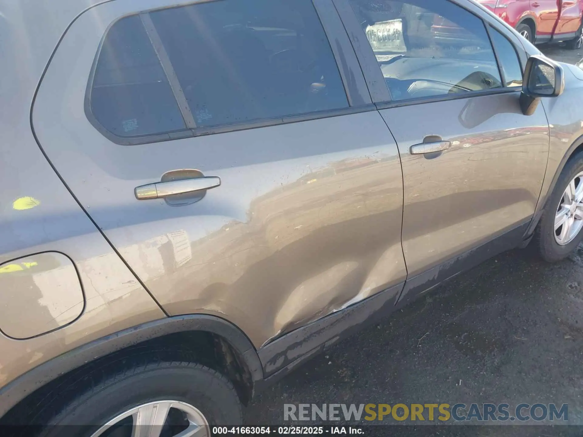 6 Photograph of a damaged car KL7CJKSB7MB306172 CHEVROLET TRAX 2021
