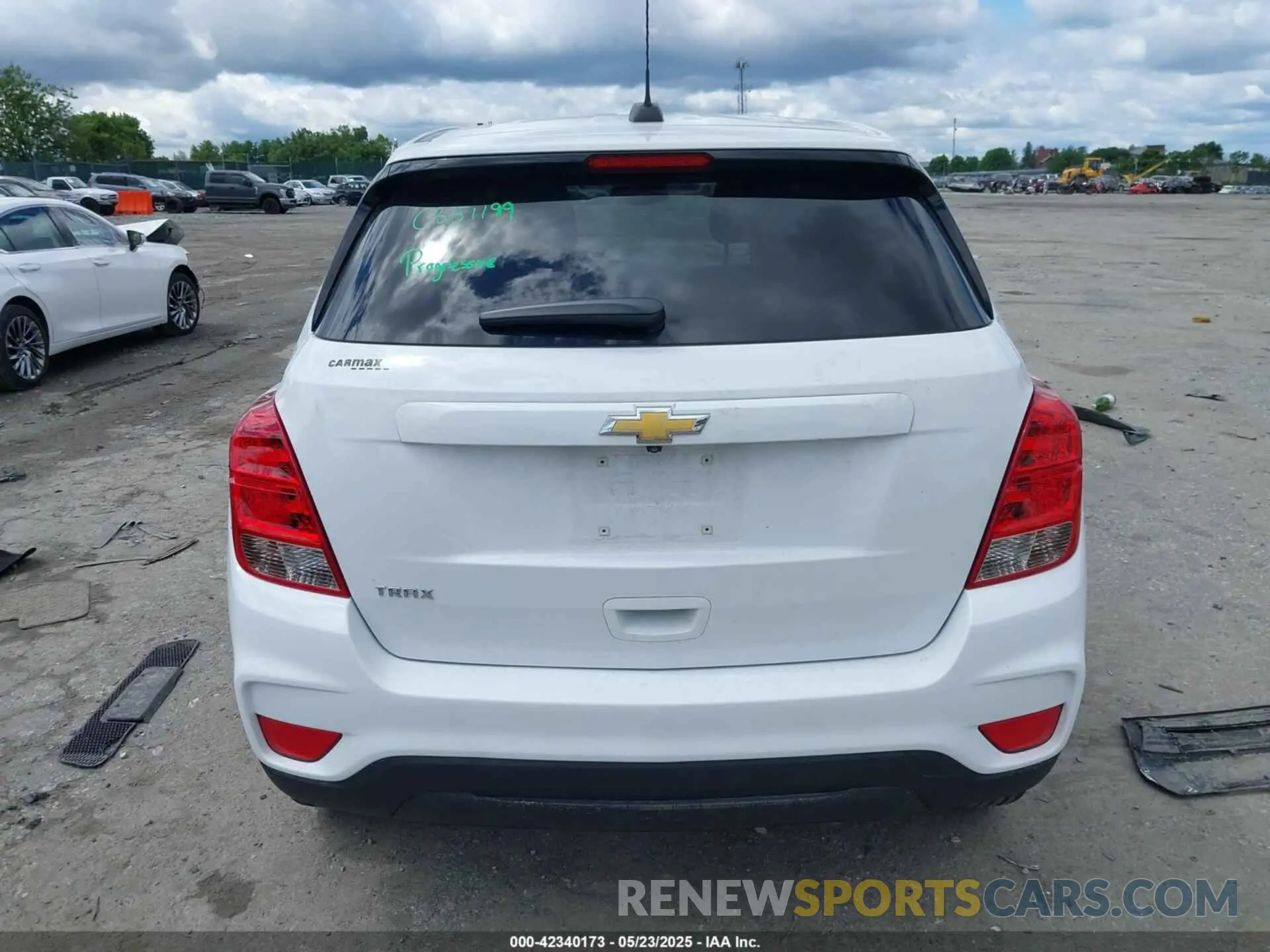 16 Photograph of a damaged car KL7CJKSB8MB302437 CHEVROLET TRAX 2021