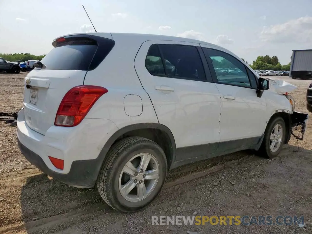 3 Photograph of a damaged car KL7CJKSB8MB302888 CHEVROLET TRAX 2021