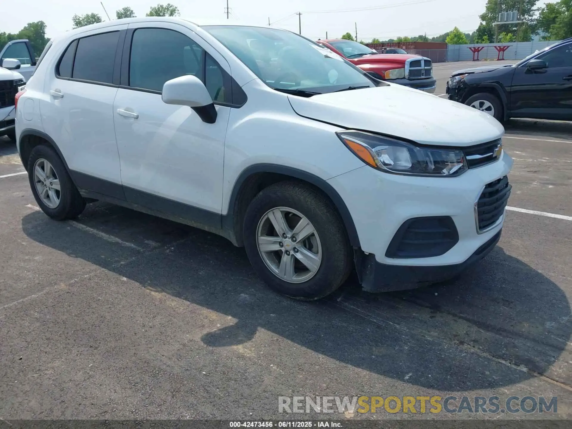 1 Photograph of a damaged car KL7CJKSB8MB332909 CHEVROLET TRAX 2021