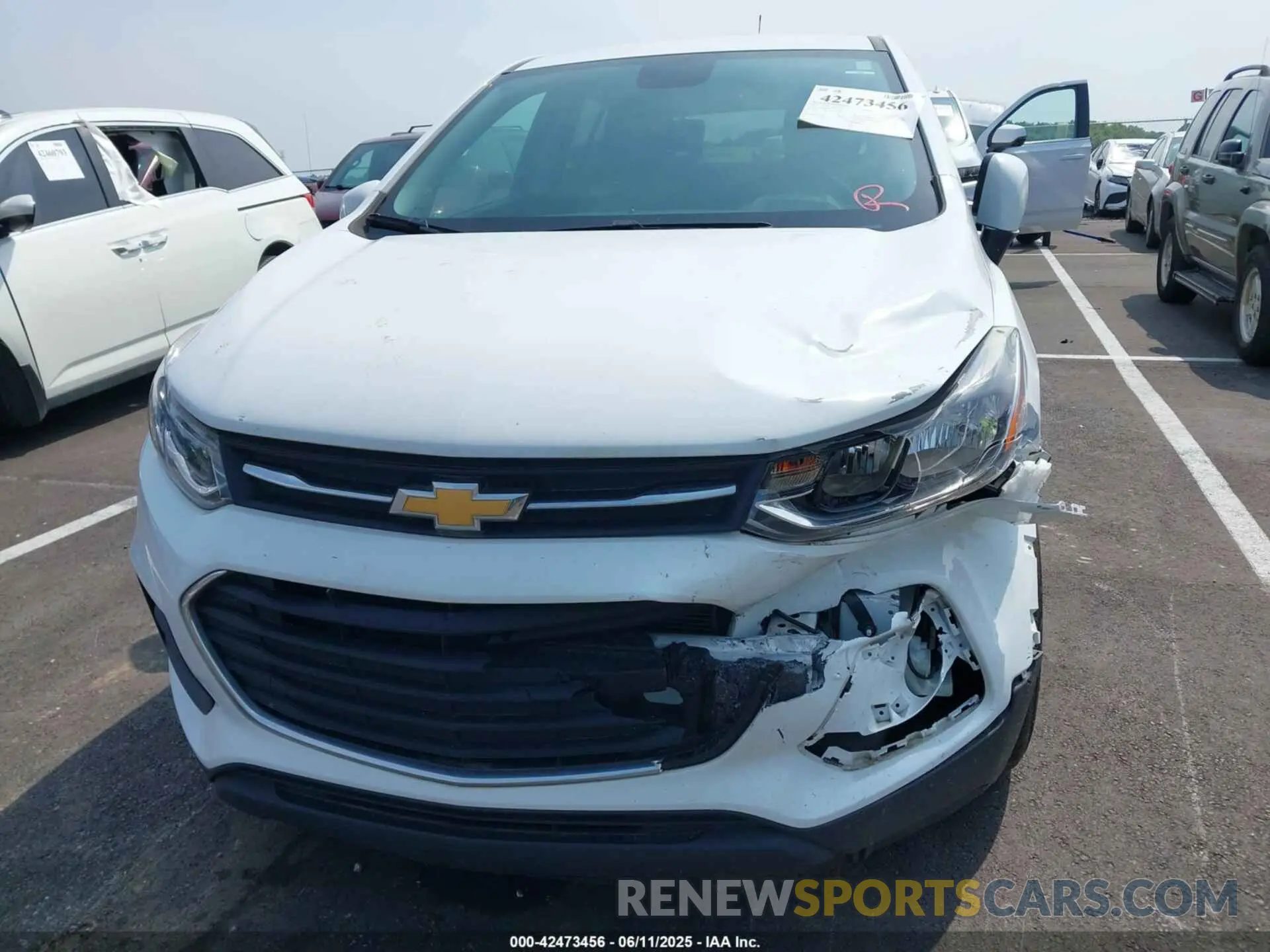 12 Photograph of a damaged car KL7CJKSB8MB332909 CHEVROLET TRAX 2021