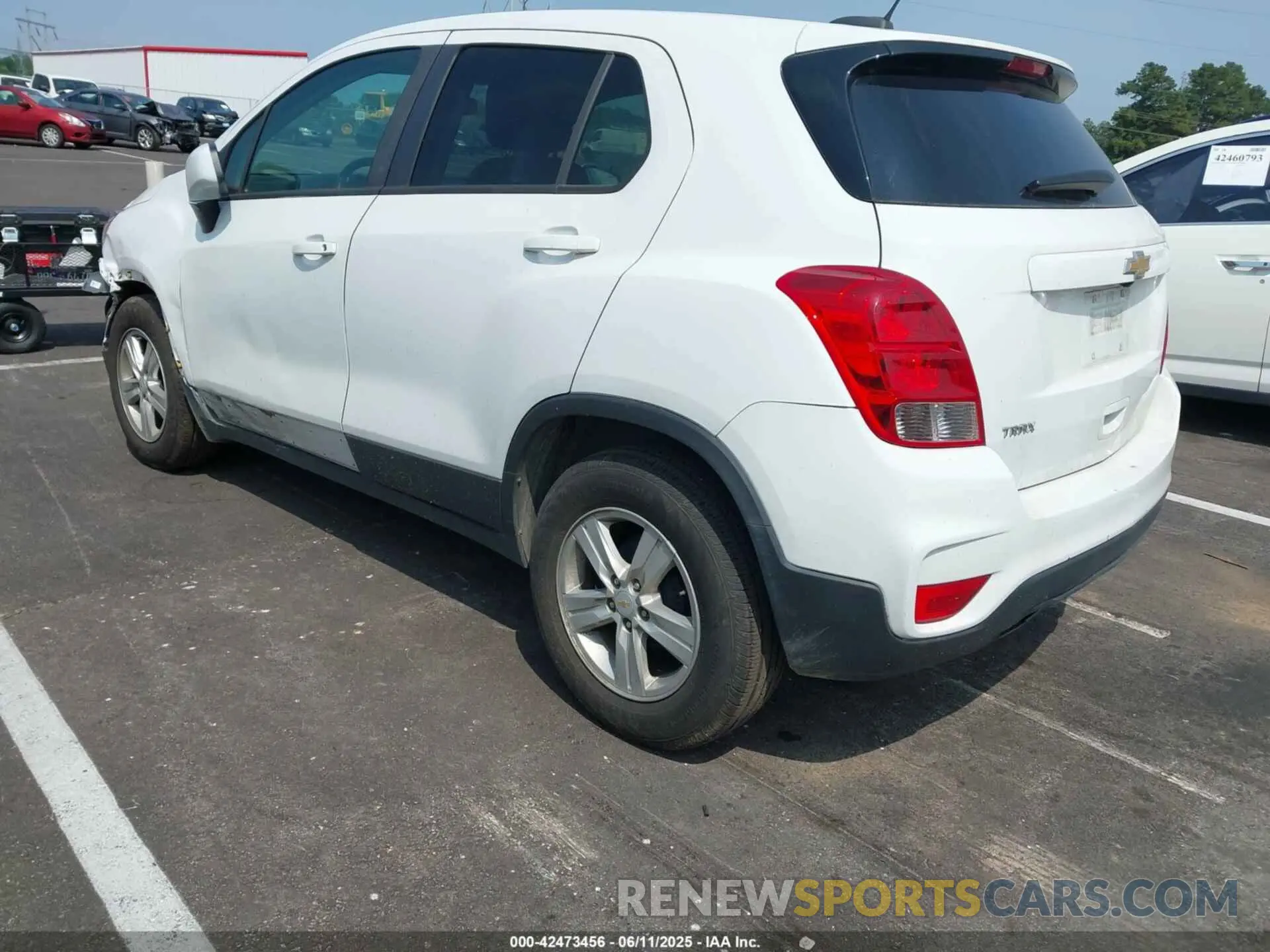 3 Photograph of a damaged car KL7CJKSB8MB332909 CHEVROLET TRAX 2021