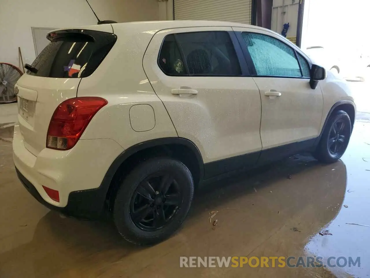 3 Photograph of a damaged car KL7CJKSB9MB303838 CHEVROLET TRAX 2021