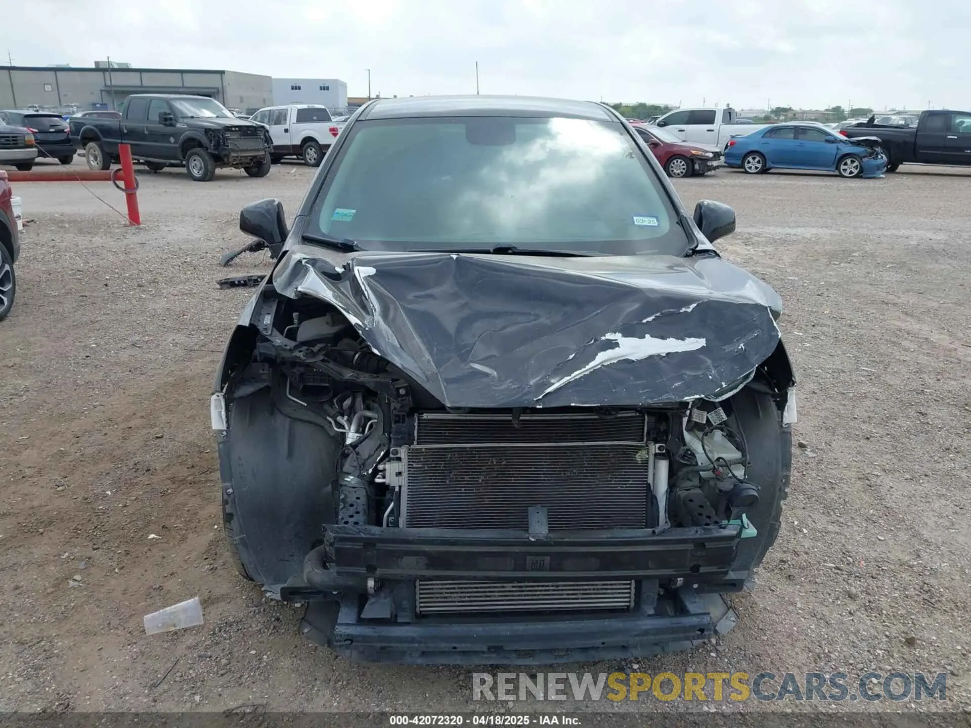 12 Photograph of a damaged car KL7CJKSBXMB301452 CHEVROLET TRAX 2021