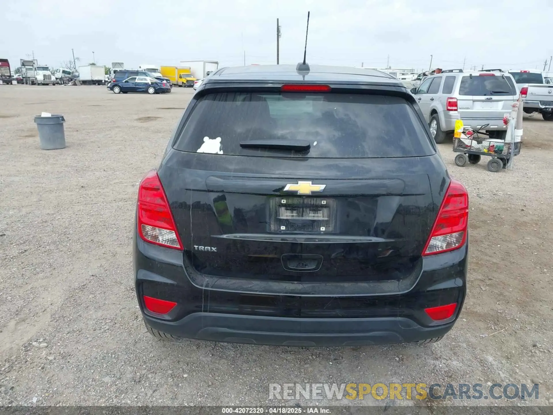 16 Photograph of a damaged car KL7CJKSBXMB301452 CHEVROLET TRAX 2021