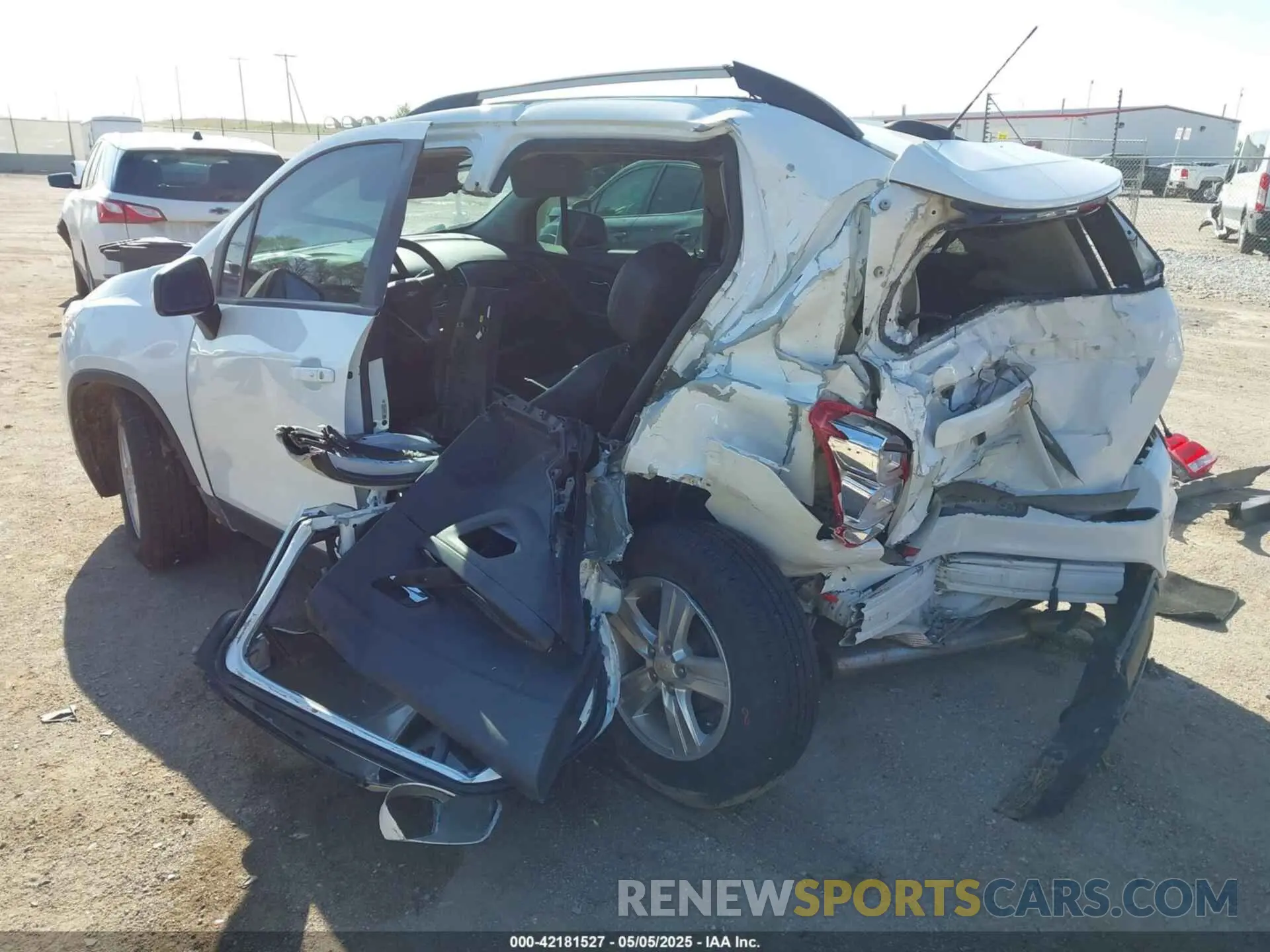 3 Photograph of a damaged car KL7CJLSB0MB339794 CHEVROLET TRAX 2021
