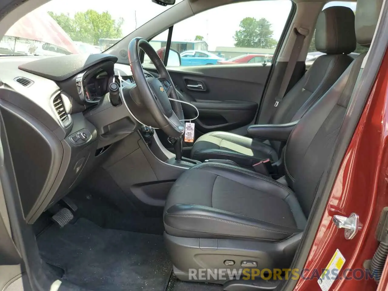 7 Photograph of a damaged car KL7CJLSB1MB312619 CHEVROLET TRAX 2021