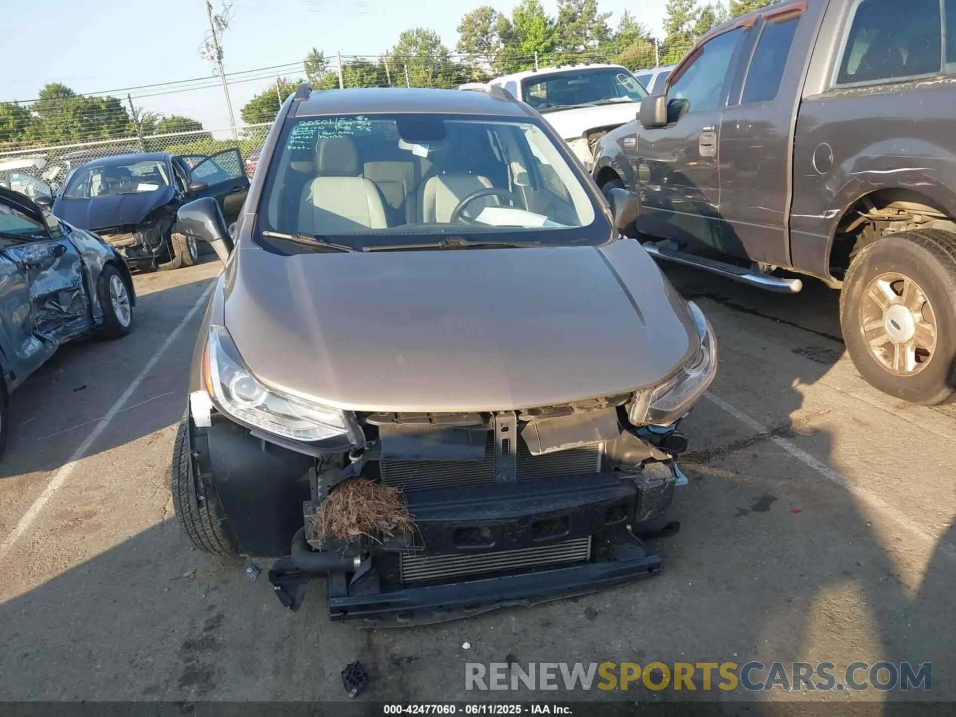 13 Photograph of a damaged car KL7CJLSB1MB330554 CHEVROLET TRAX 2021