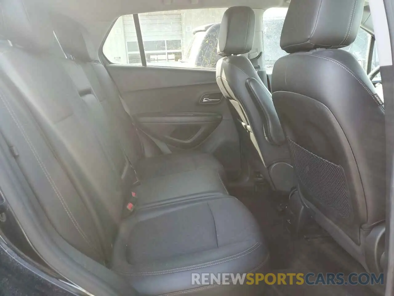 11 Photograph of a damaged car KL7CJLSB3MB329227 CHEVROLET TRAX 2021
