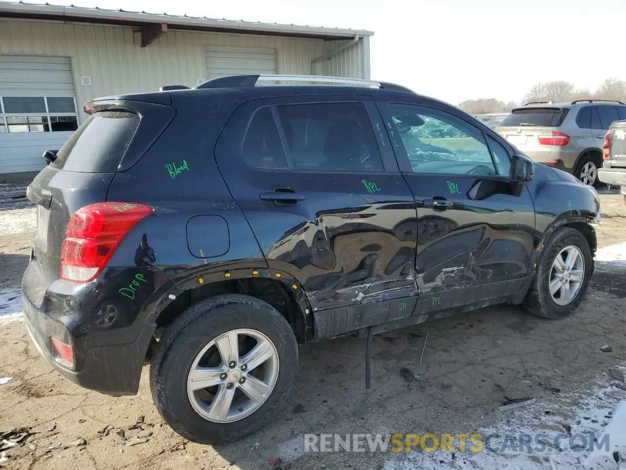 3 Photograph of a damaged car KL7CJLSB3MB329227 CHEVROLET TRAX 2021