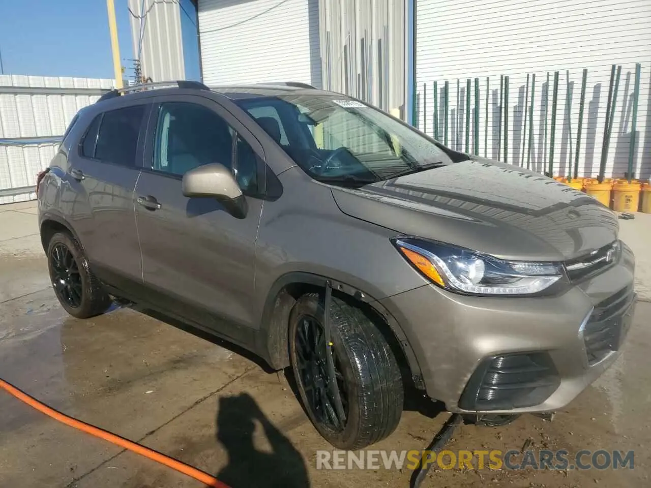 4 Photograph of a damaged car KL7CJLSB3MB331446 CHEVROLET TRAX 2021