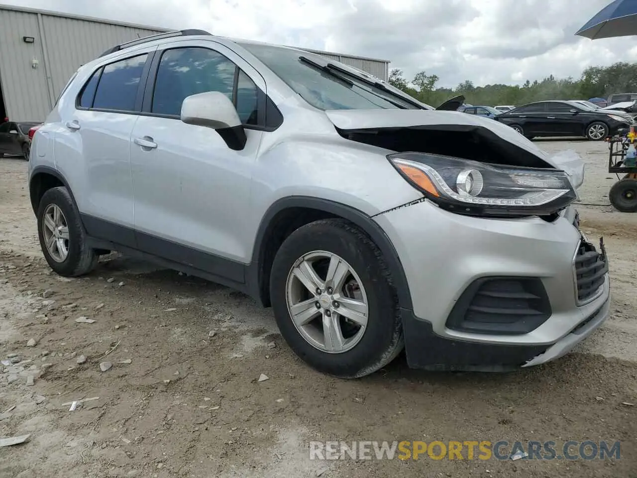 4 Photograph of a damaged car KL7CJLSB3MB337926 CHEVROLET TRAX 2021