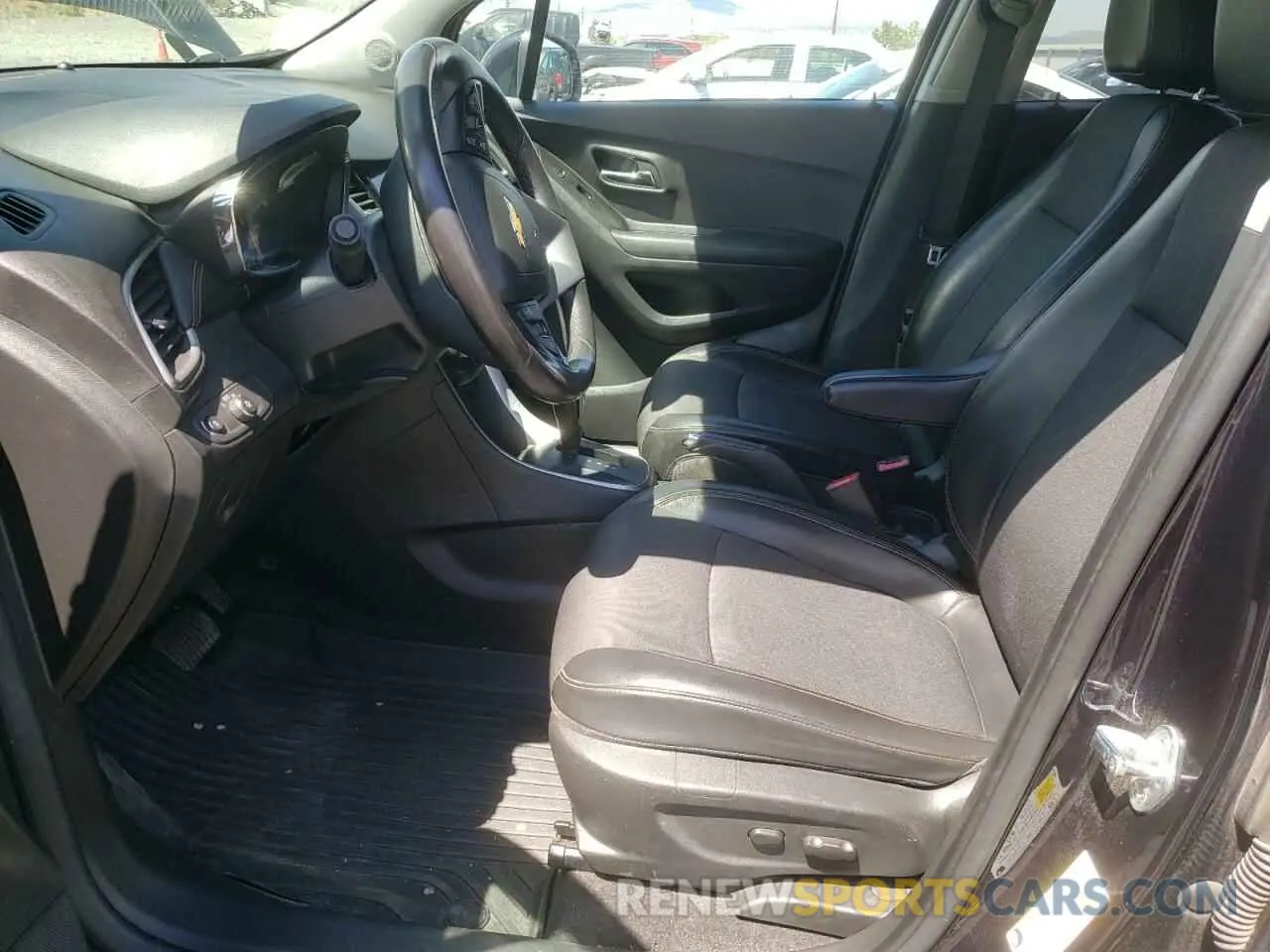 7 Photograph of a damaged car KL7CJLSB3MB355648 CHEVROLET TRAX 2021