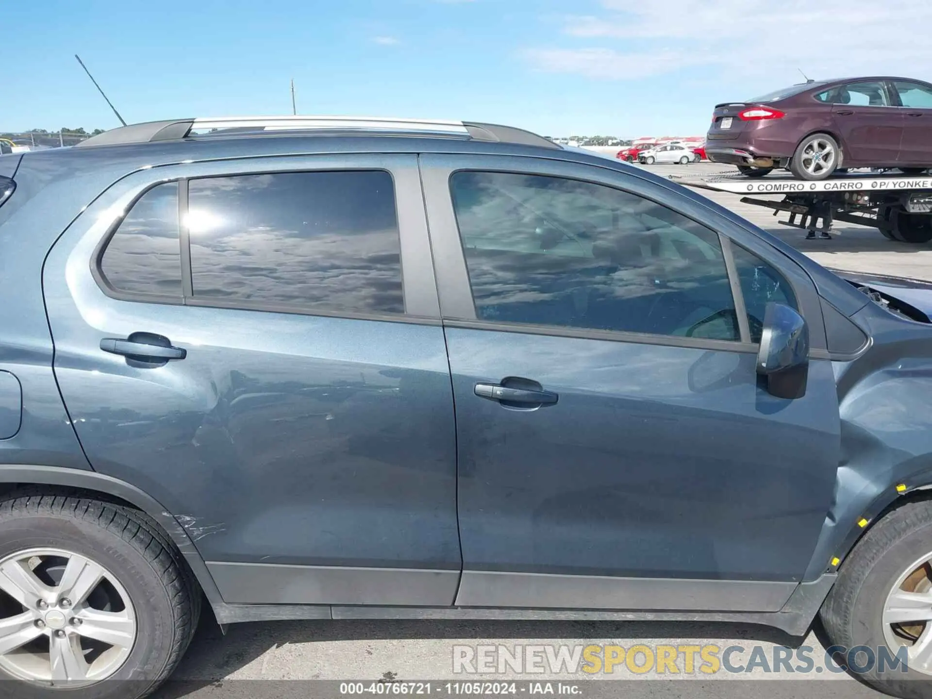 13 Photograph of a damaged car KL7CJLSB4MB317457 CHEVROLET TRAX 2021