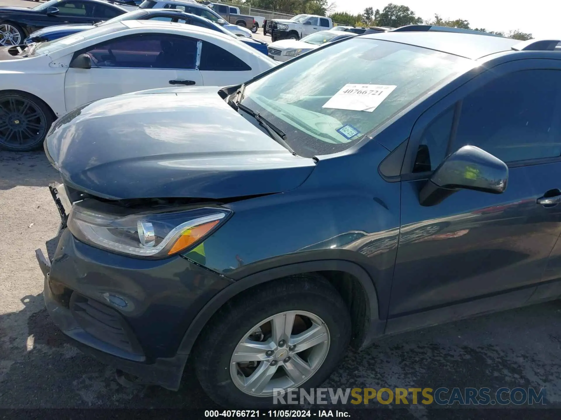 18 Photograph of a damaged car KL7CJLSB4MB317457 CHEVROLET TRAX 2021