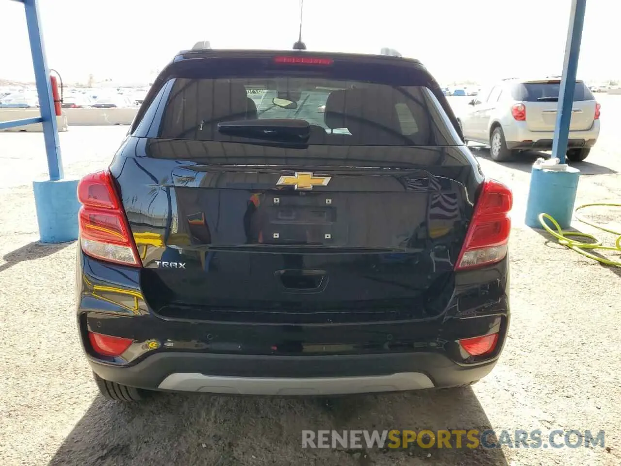 6 Photograph of a damaged car KL7CJLSB4MB337126 CHEVROLET TRAX 2021