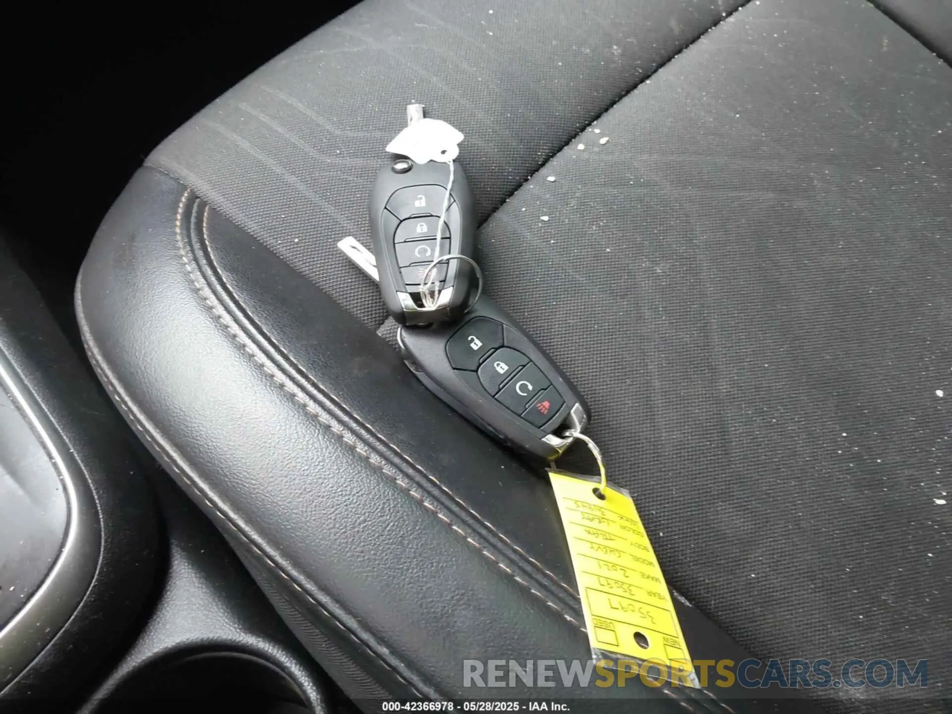 11 Photograph of a damaged car KL7CJLSB5MB311845 CHEVROLET TRAX 2021