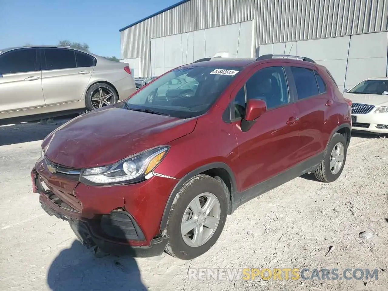 1 Photograph of a damaged car KL7CJLSB5MB317595 CHEVROLET TRAX 2021