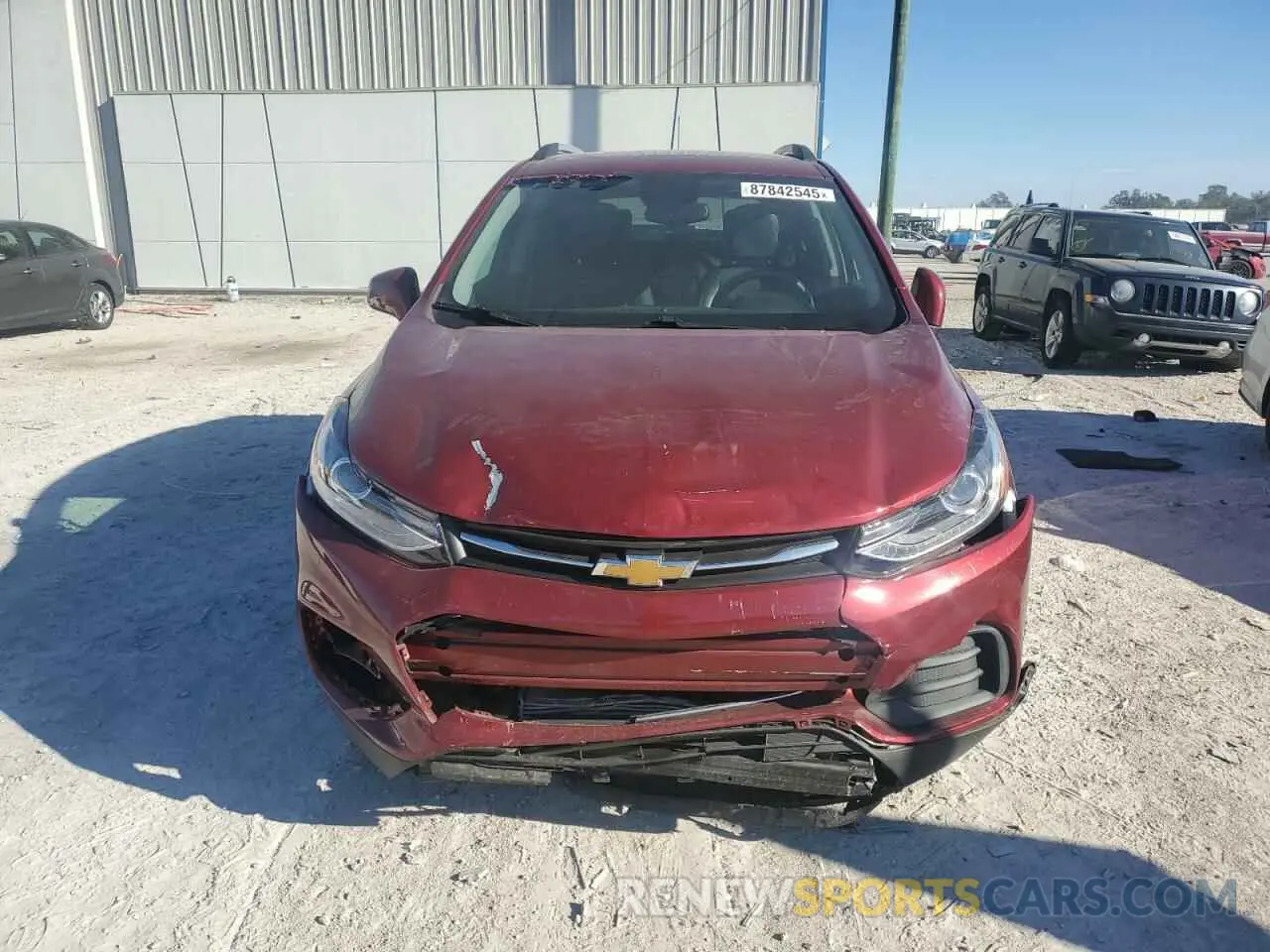 5 Photograph of a damaged car KL7CJLSB5MB317595 CHEVROLET TRAX 2021