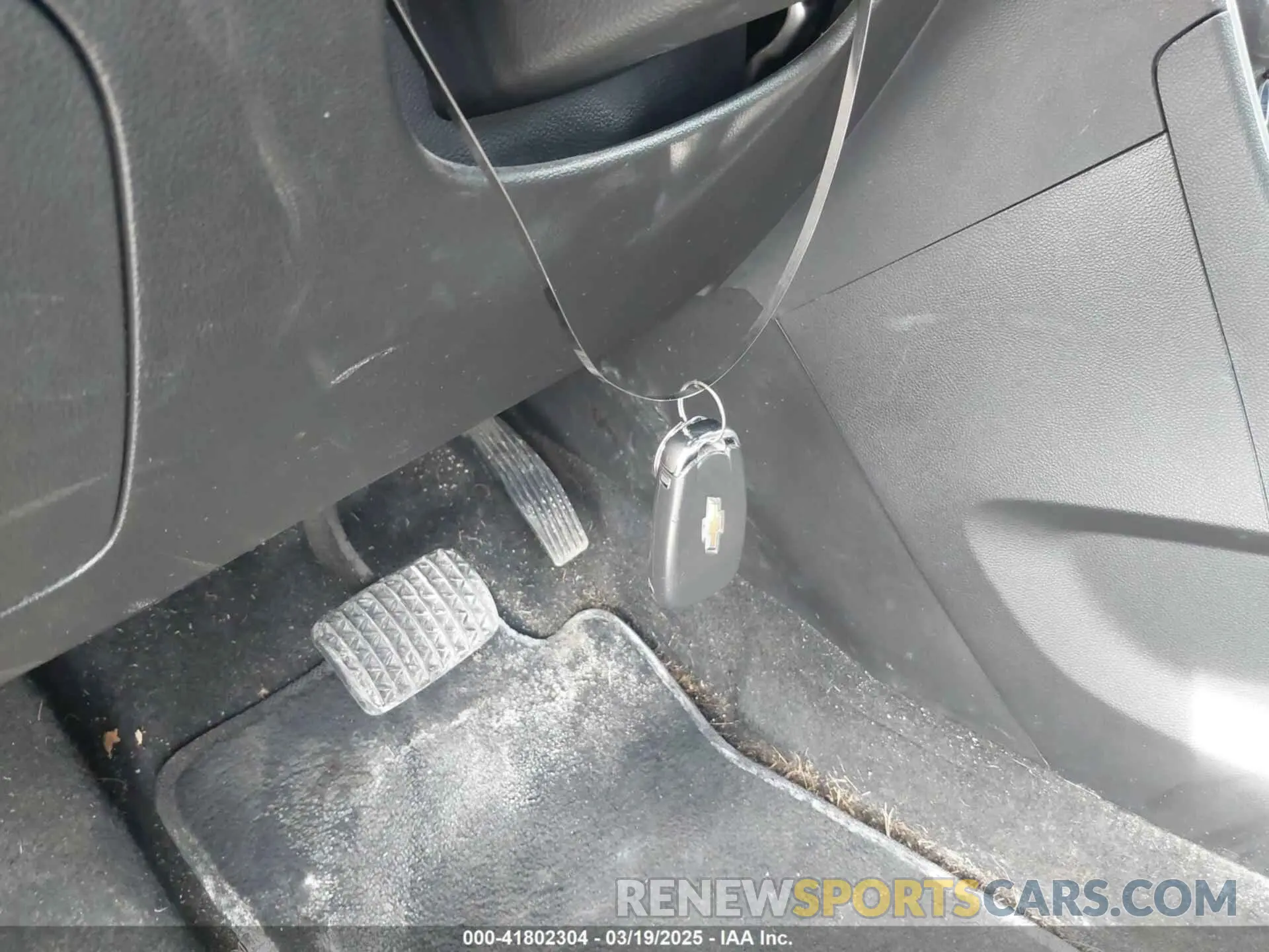 11 Photograph of a damaged car KL7CJLSB6MB321624 CHEVROLET TRAX 2021