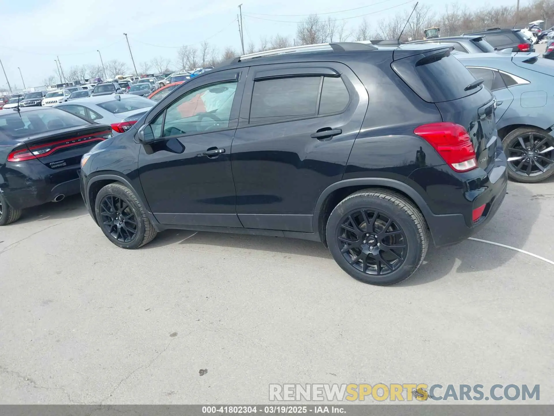 14 Photograph of a damaged car KL7CJLSB6MB321624 CHEVROLET TRAX 2021