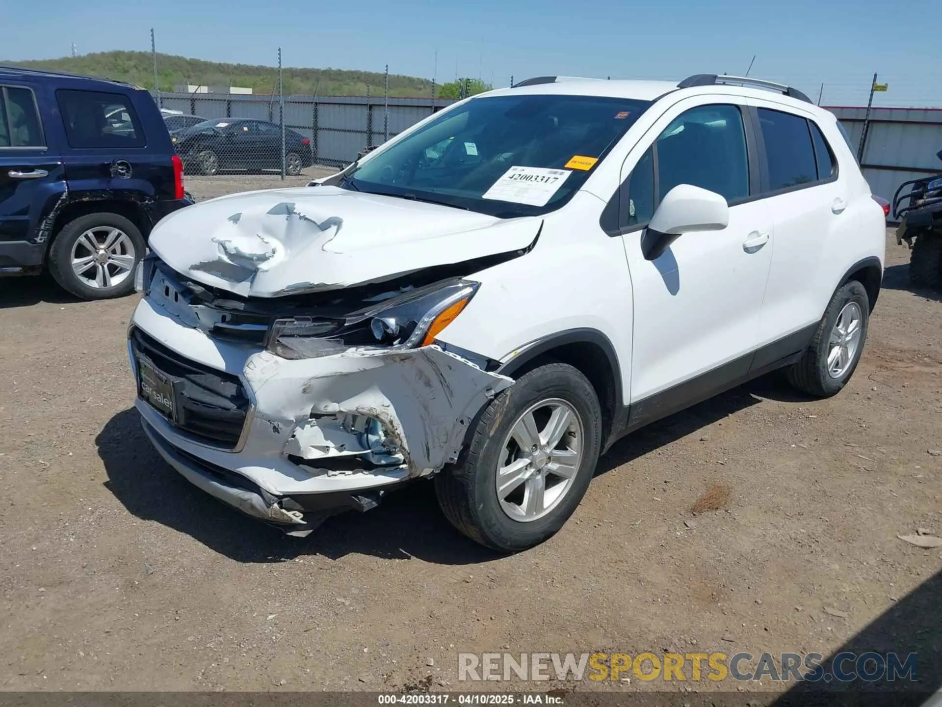 2 Photograph of a damaged car KL7CJLSB6MB323521 CHEVROLET TRAX 2021