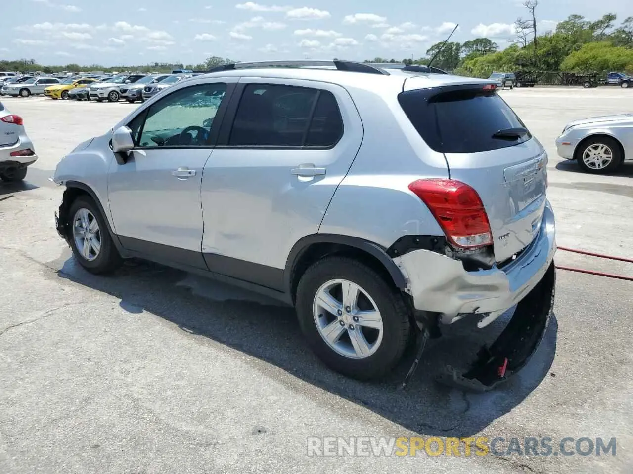 2 Photograph of a damaged car KL7CJLSB6MB328122 CHEVROLET TRAX 2021