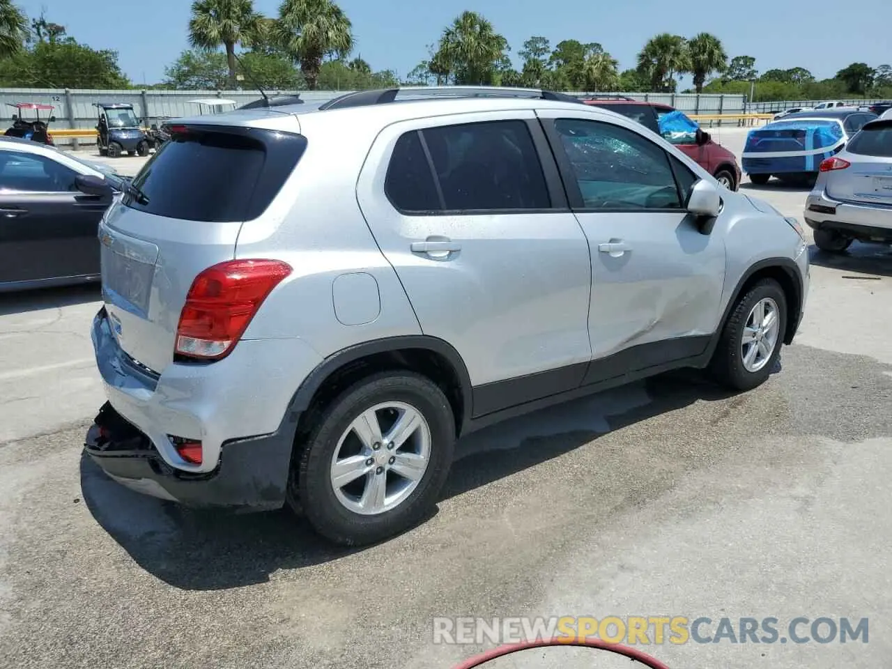 3 Photograph of a damaged car KL7CJLSB6MB328122 CHEVROLET TRAX 2021