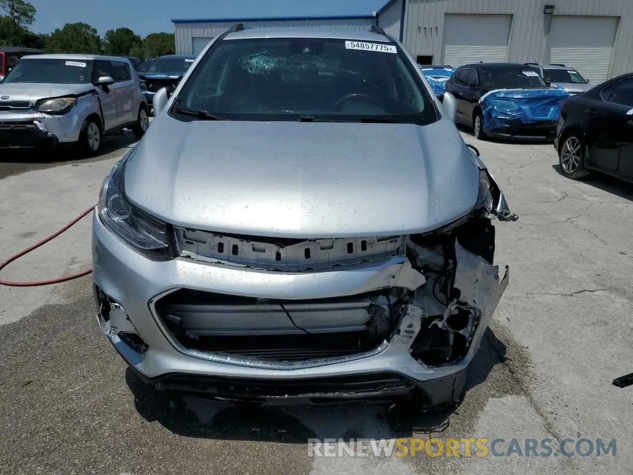 5 Photograph of a damaged car KL7CJLSB6MB328122 CHEVROLET TRAX 2021