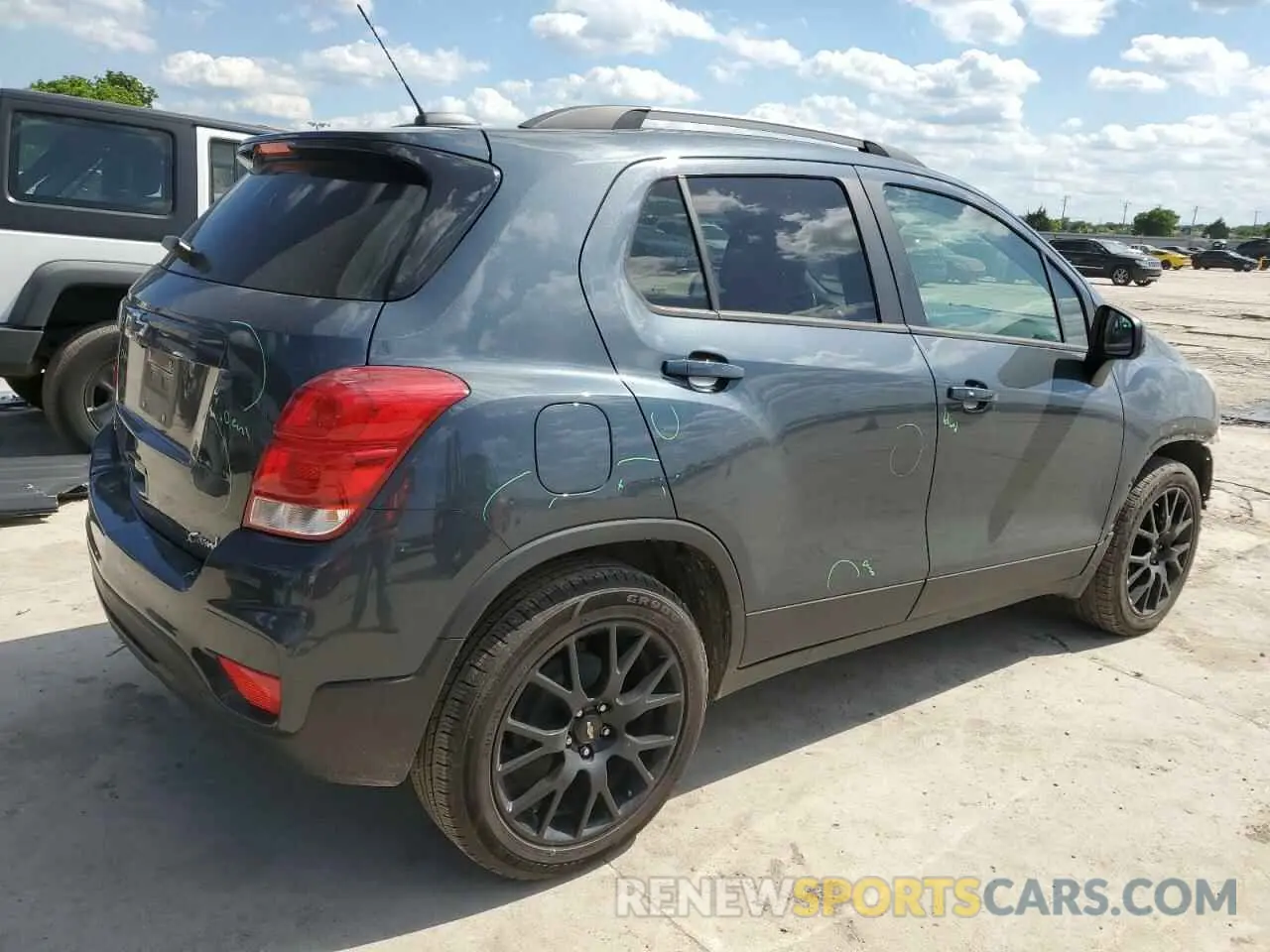 3 Photograph of a damaged car KL7CJLSB6MB338620 CHEVROLET TRAX 2021