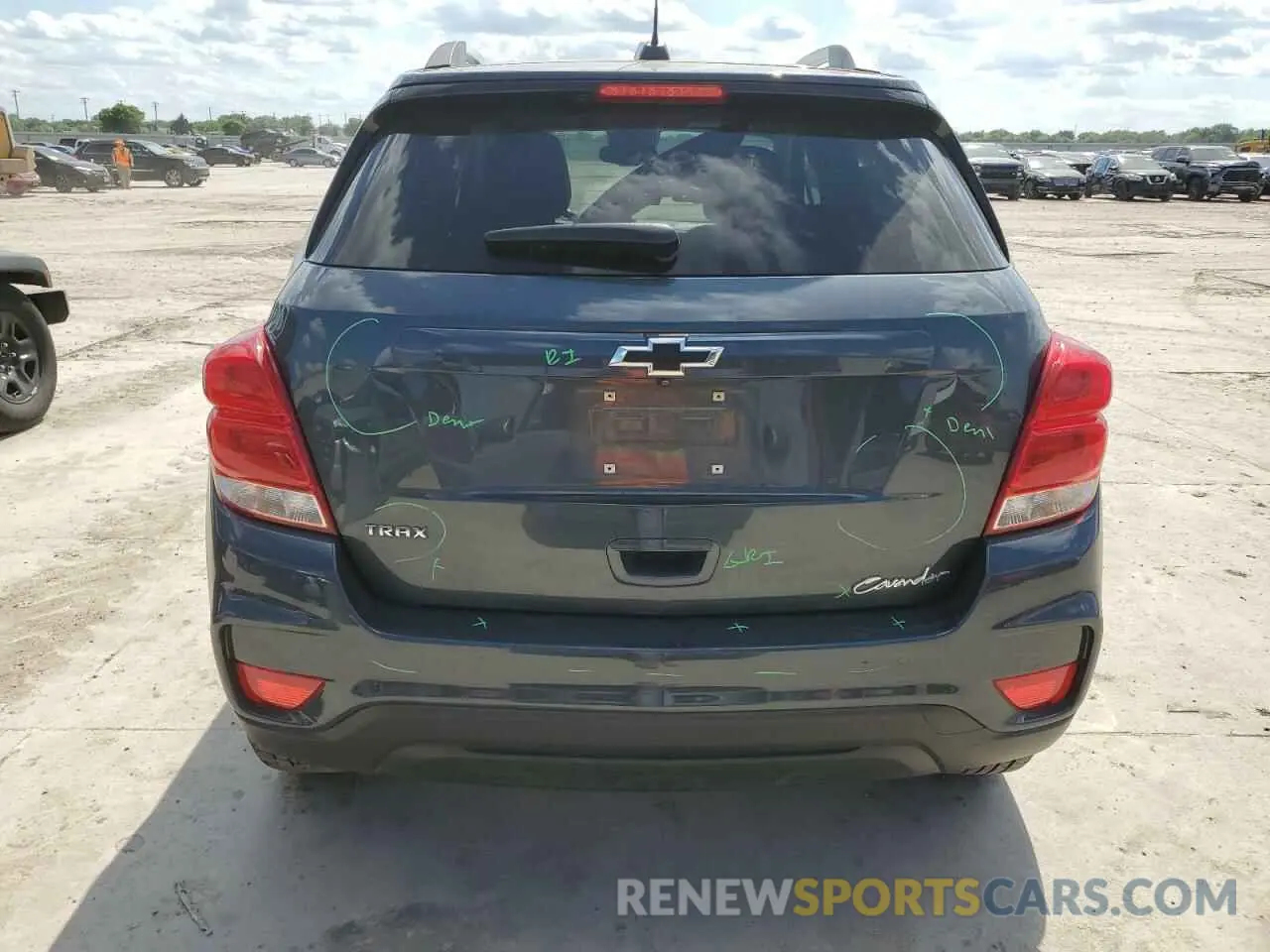 6 Photograph of a damaged car KL7CJLSB6MB338620 CHEVROLET TRAX 2021