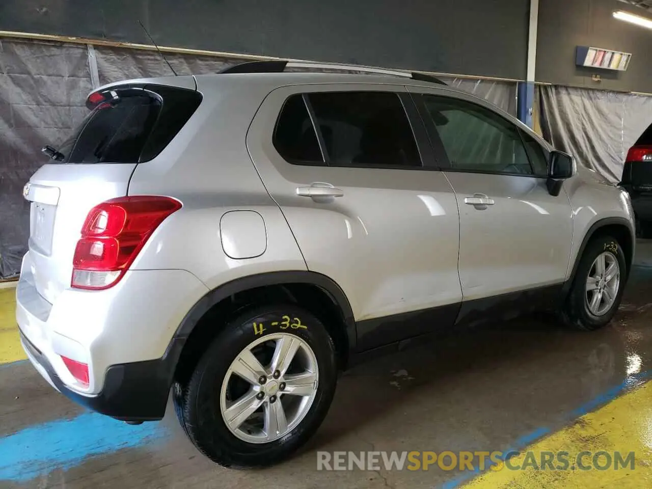 3 Photograph of a damaged car KL7CJLSB7MB305822 CHEVROLET TRAX 2021